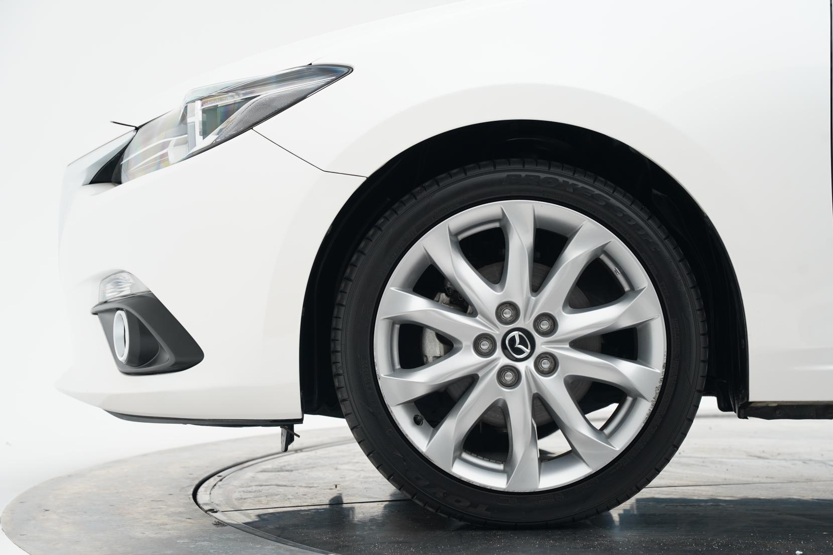 Mazda Axela SPORT 20S TOURING