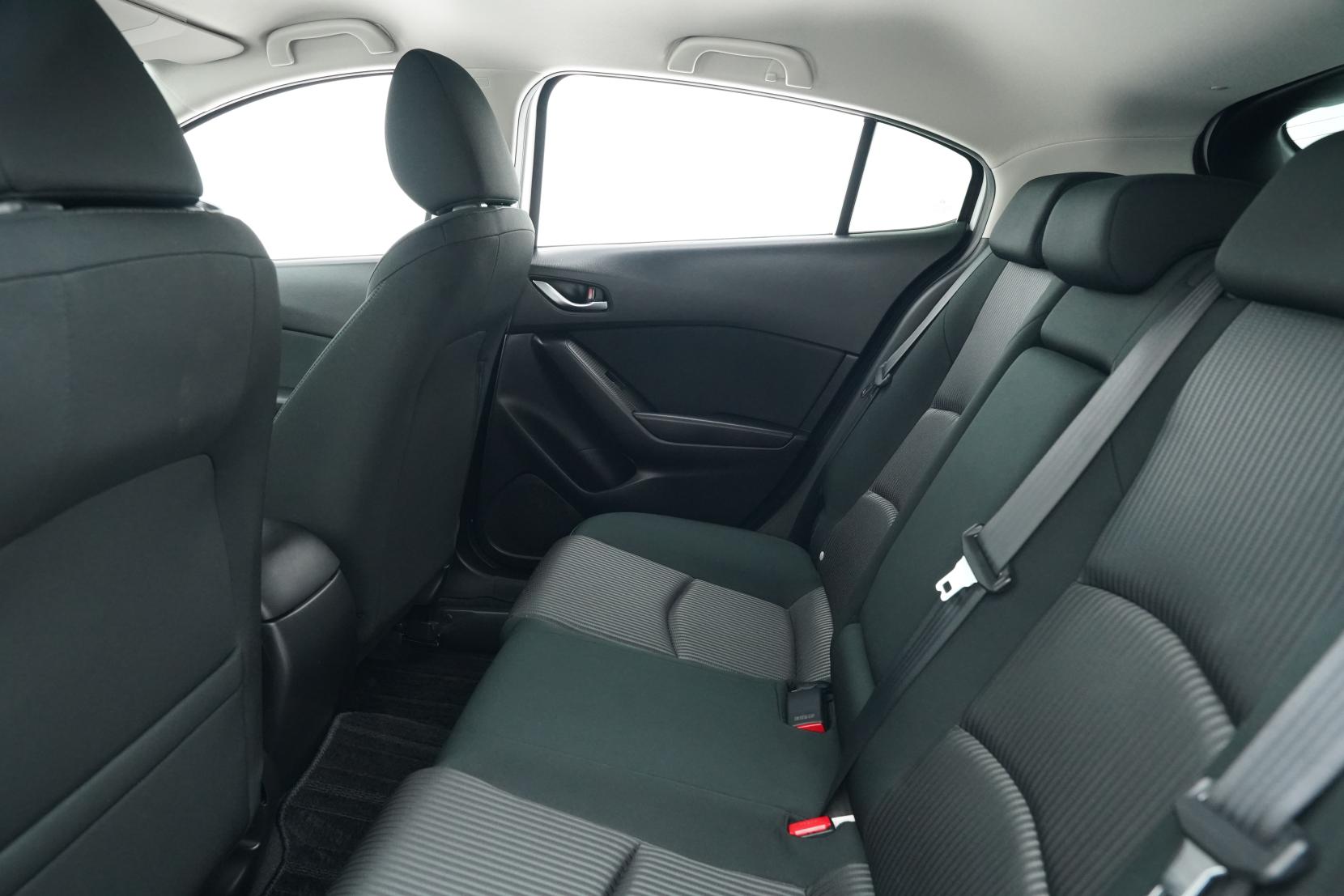 Mazda Axela SPORT 20S TOURING
