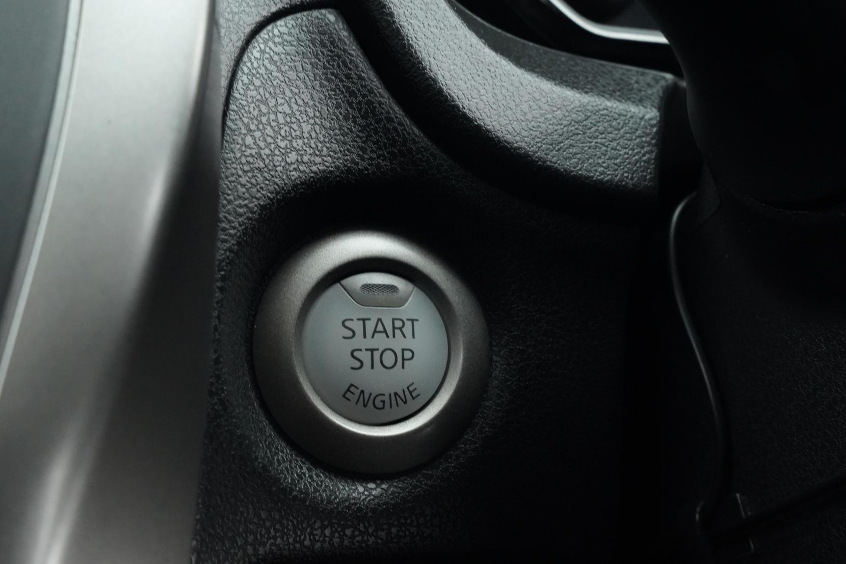 Nissan Note (2004–present) 1.2 X Emergency Brake 