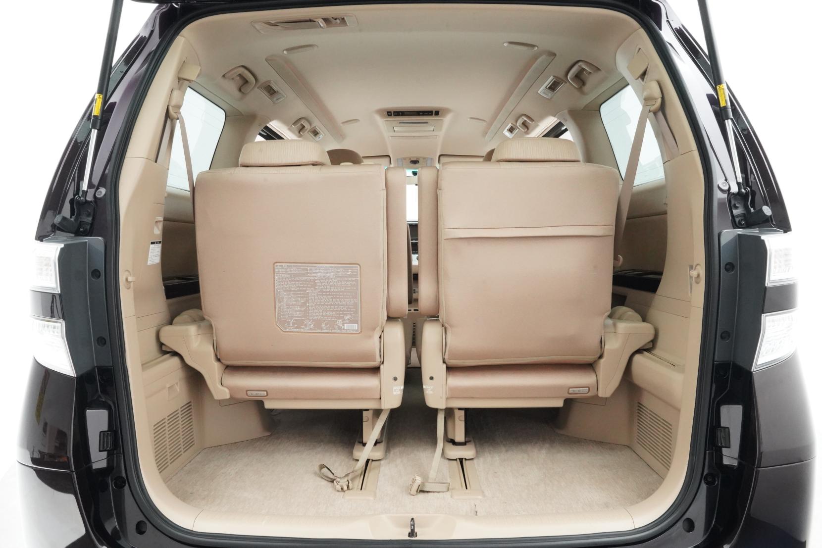 Toyota Vellfire 2.4 HYBRID X 4WD