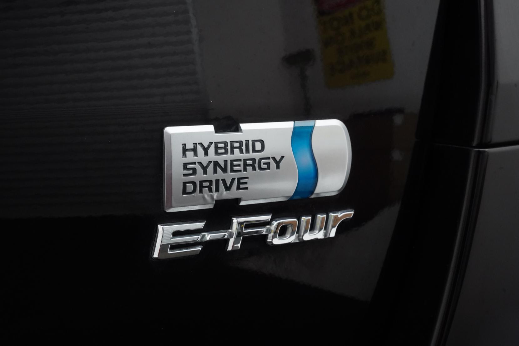 Toyota Vellfire 2.4 HYBRID X 4WD