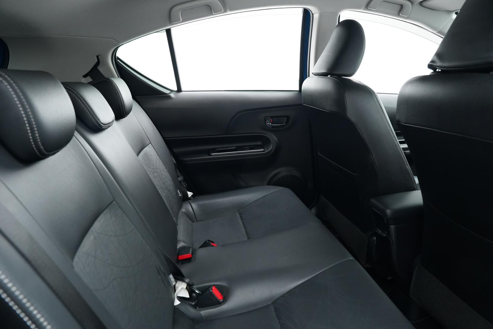 Toyota Aqua 1.5 G Leather