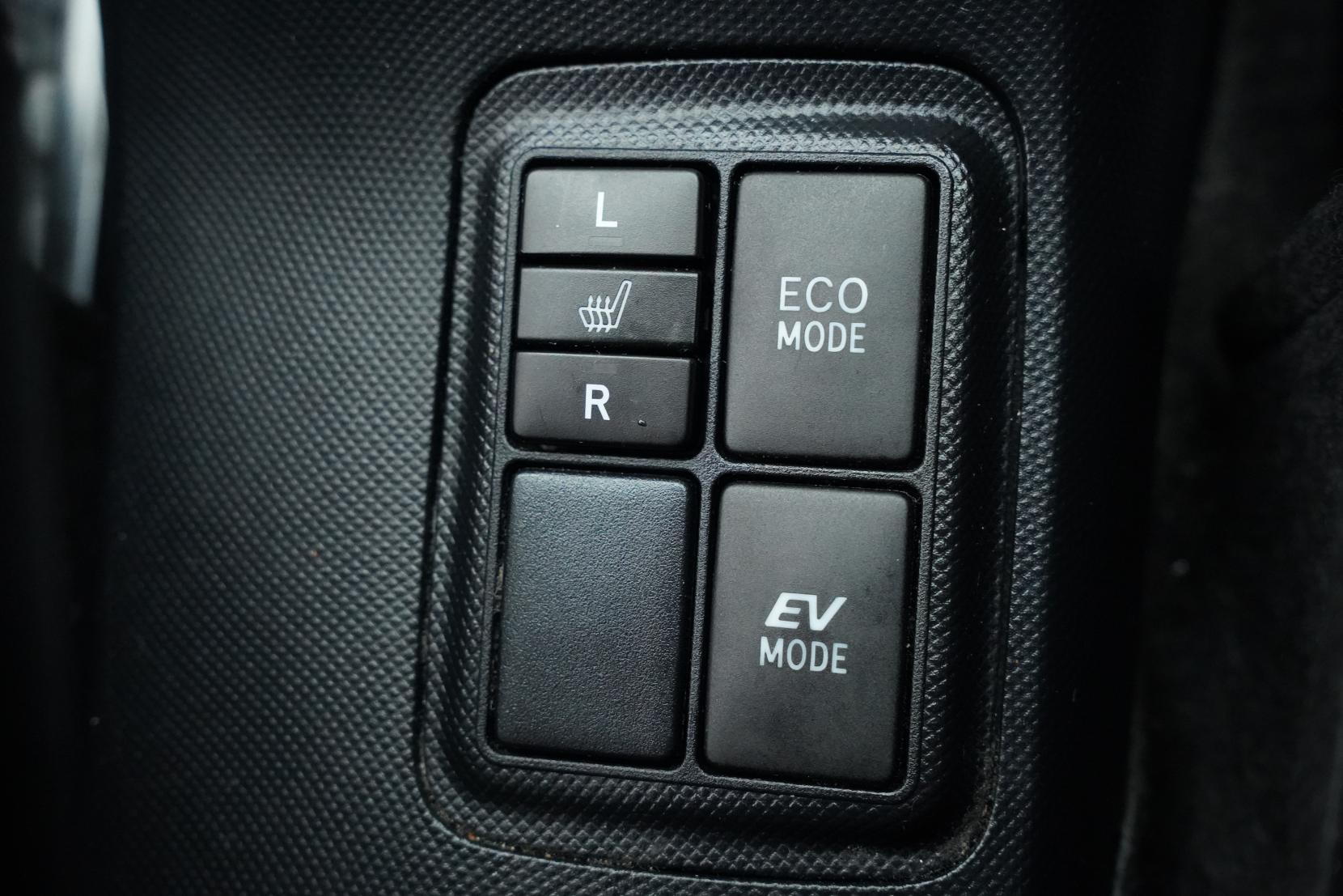 Toyota Aqua 1.5 G Leather