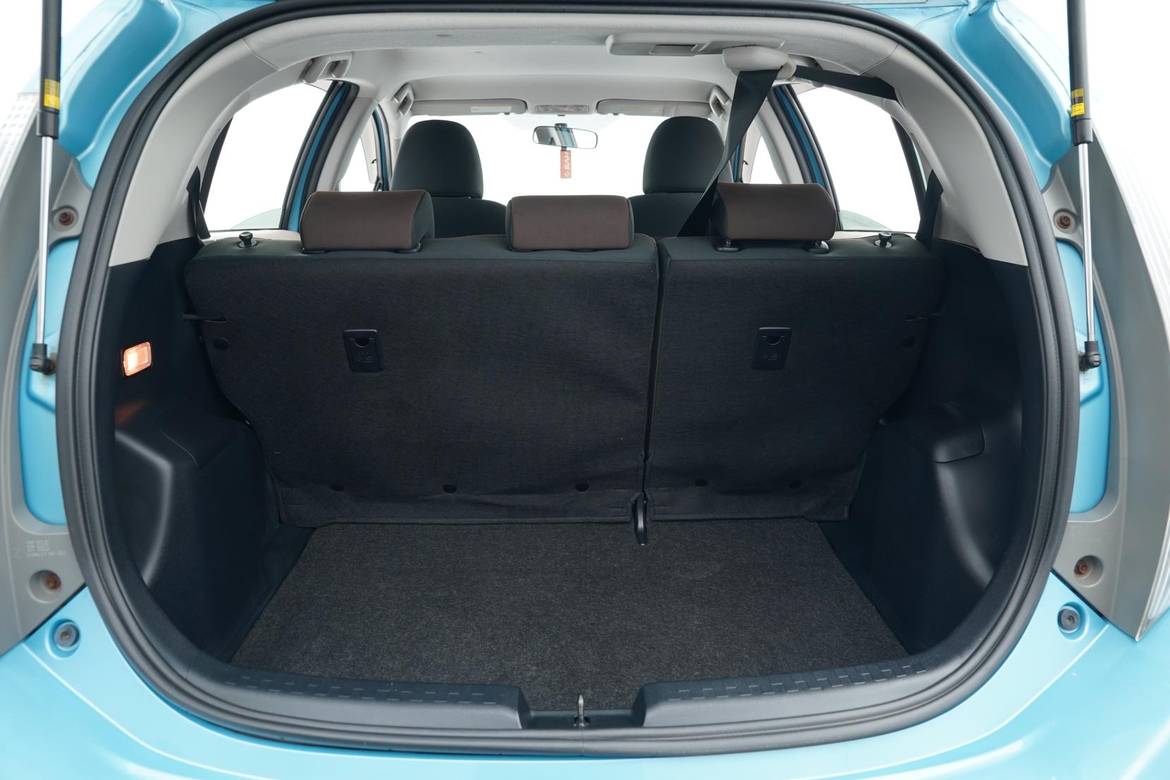 Toyota Aqua 1.5 Hybrid G