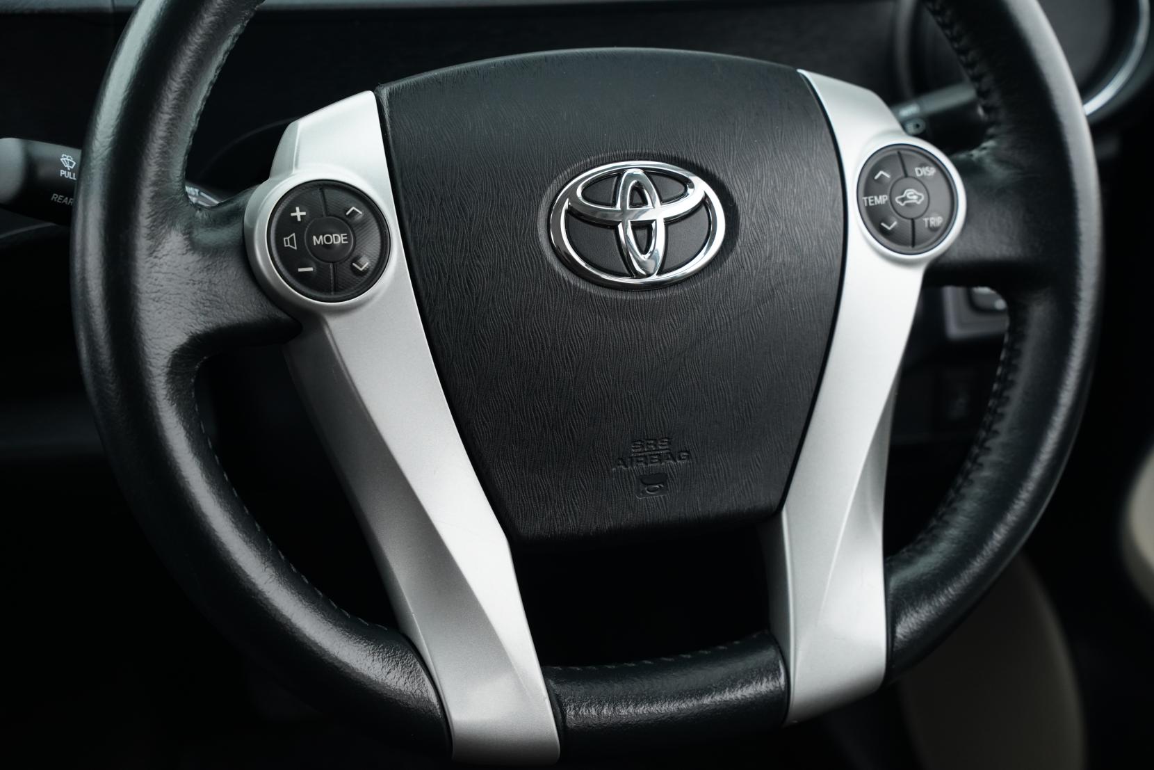 Toyota Aqua 1.5 Hybrid G