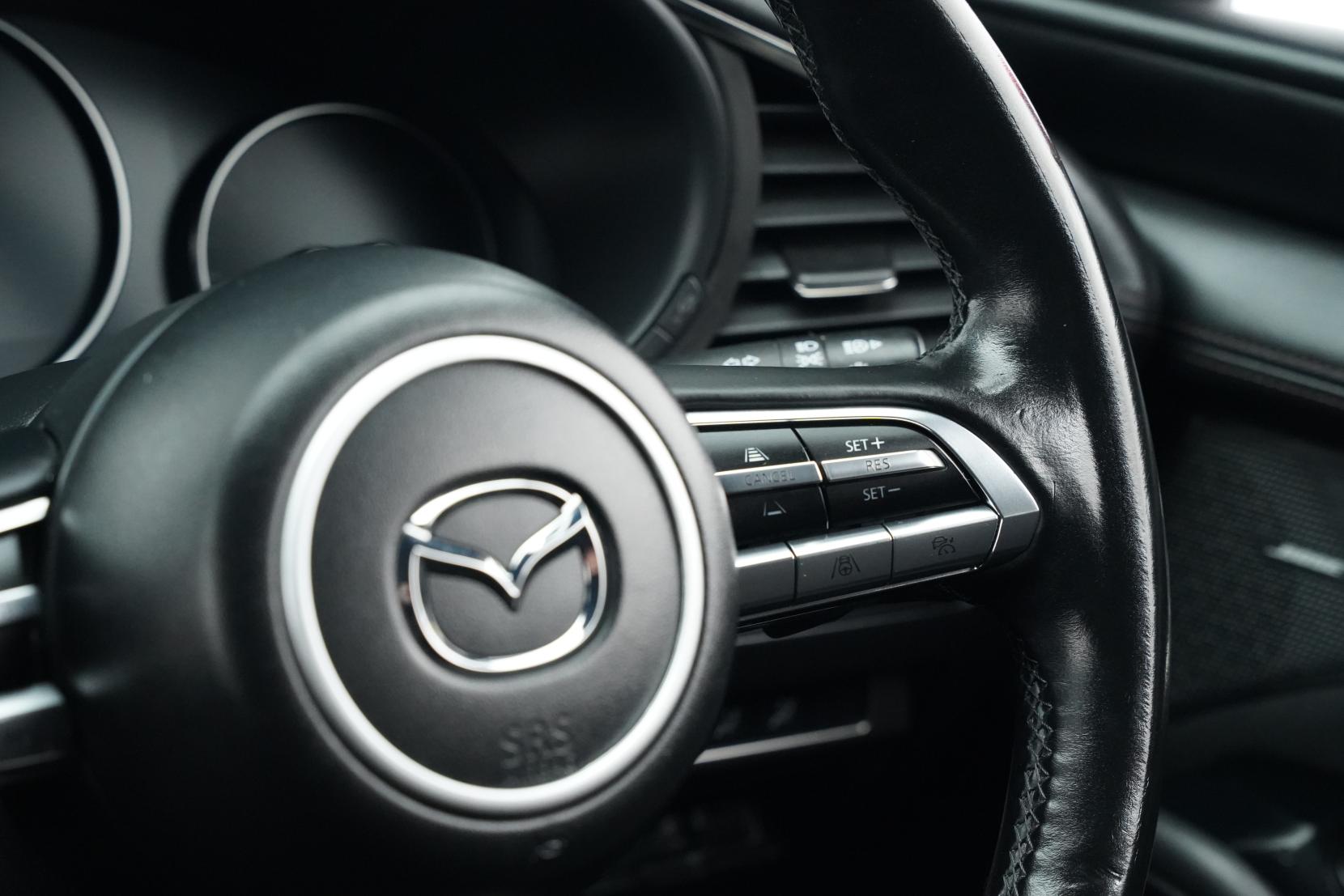 Mazda 3 2.0 Fastback 20S Touring Selection