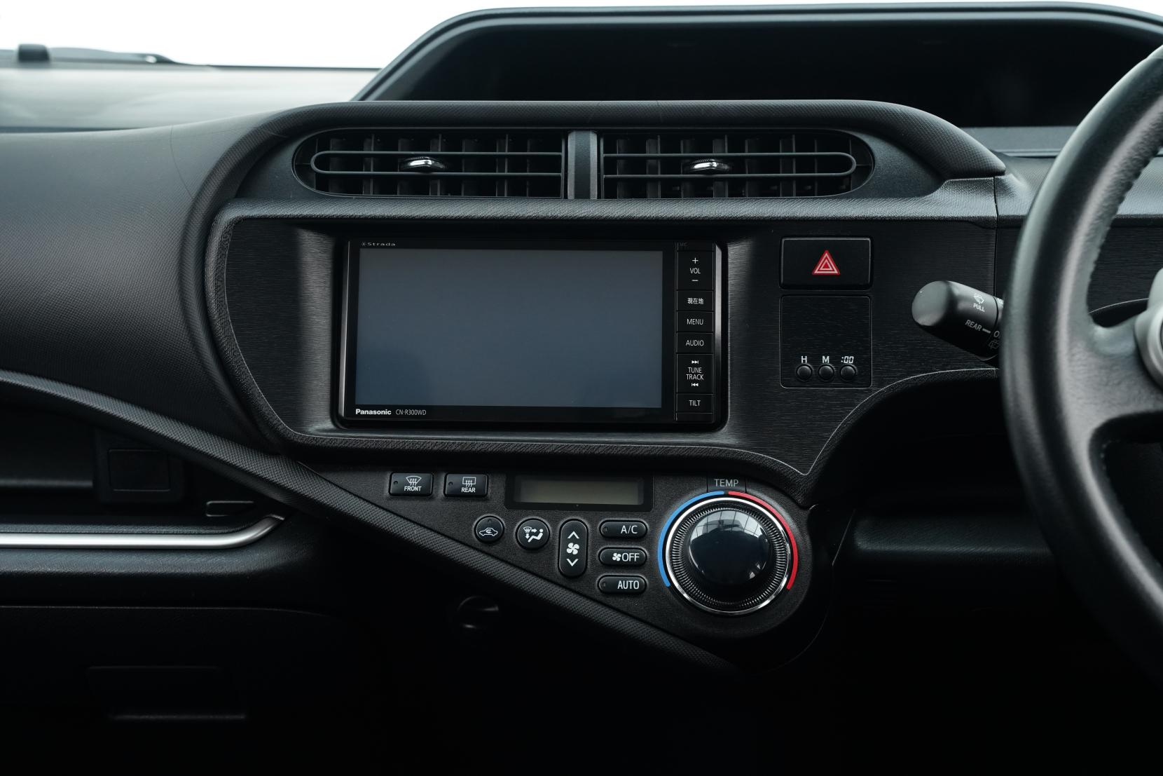 Toyota Aqua 1.5 G Leather