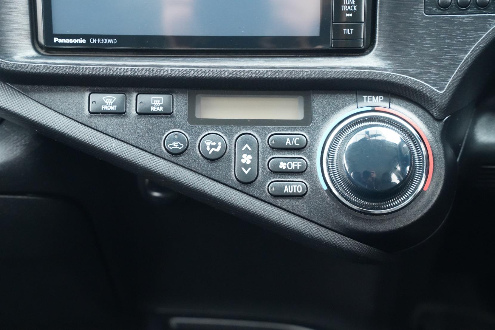 Toyota Aqua 1.5 G Leather