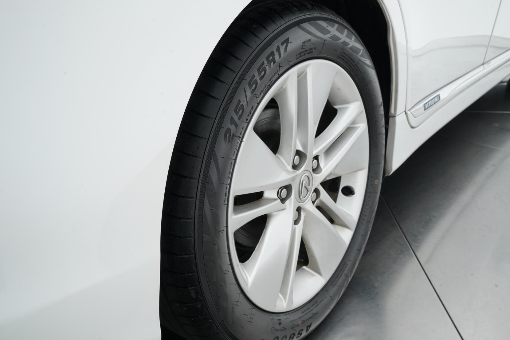 Lexus HS 250h 2.4 HYBRID Hybrid