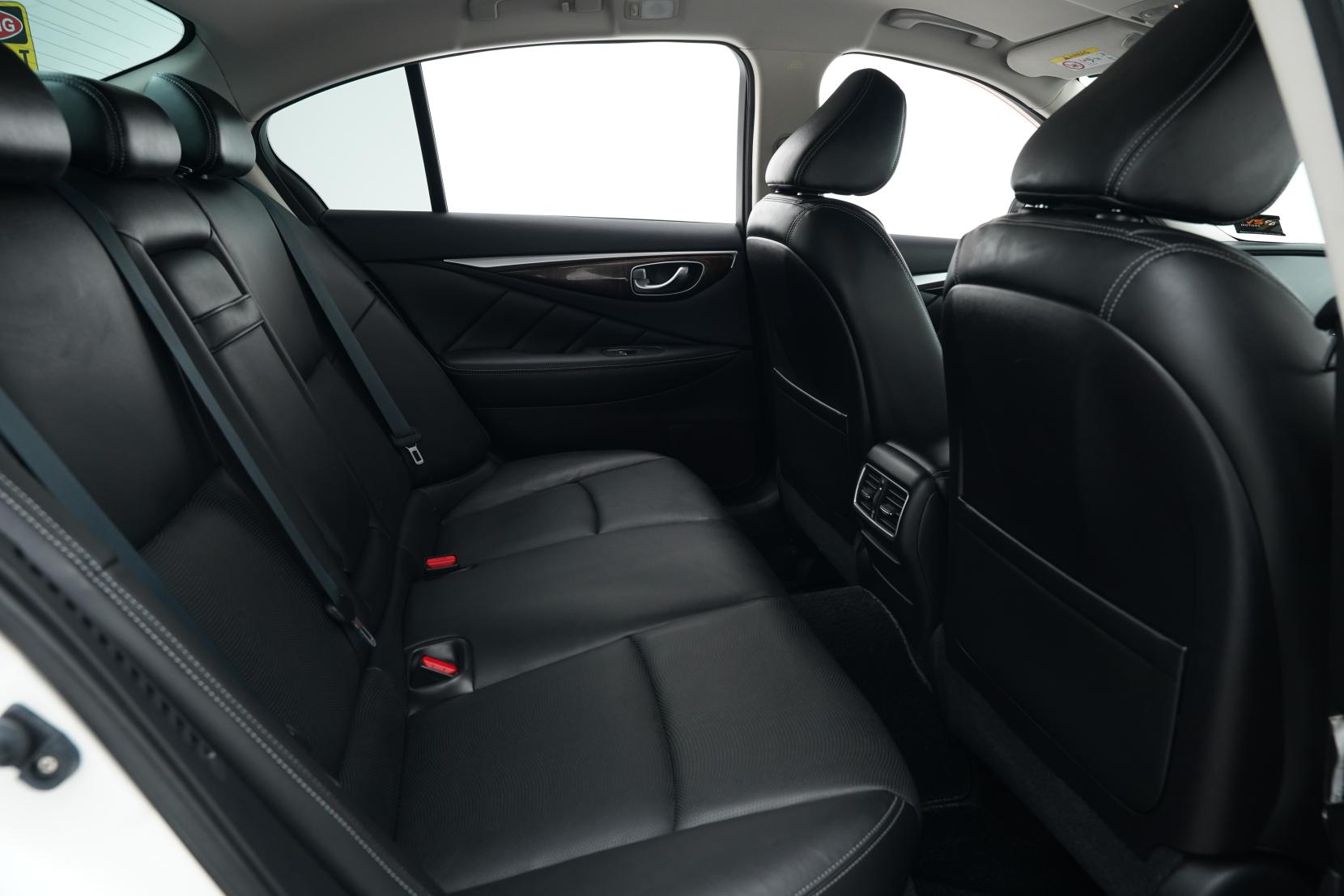 Nissan Skyline 3.5 350GT HYBRID TYPE P