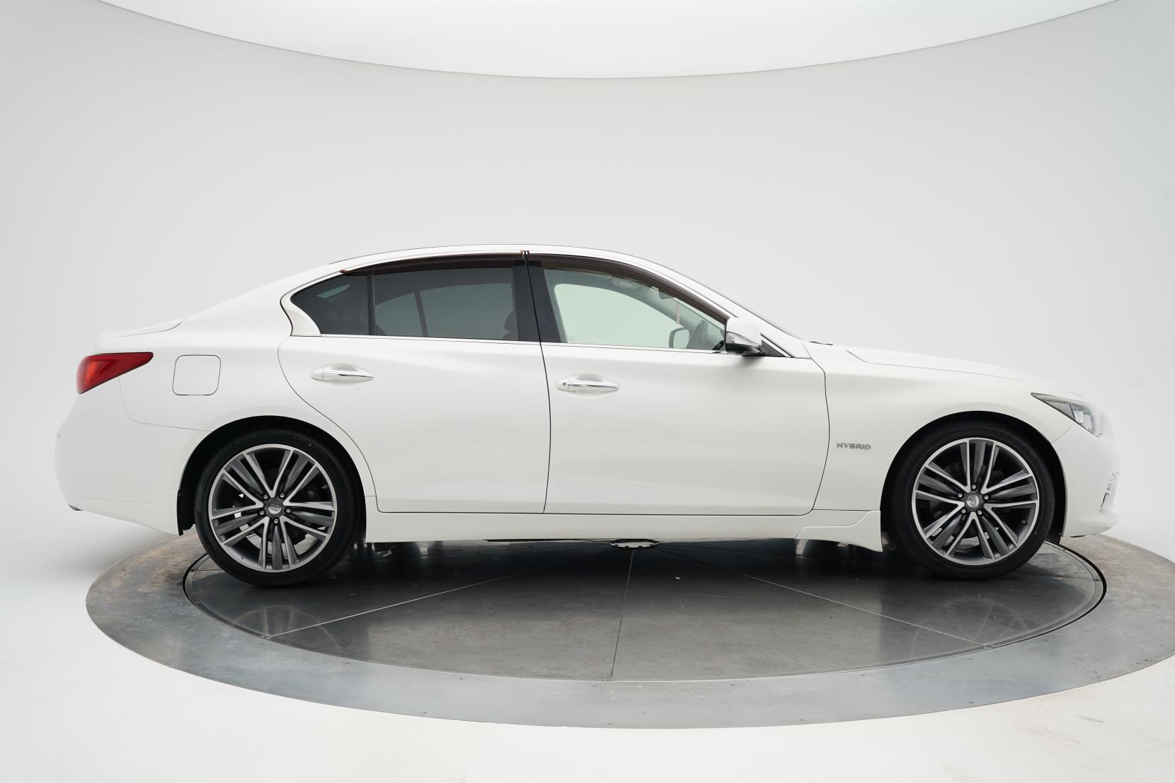 Nissan Skyline 3.5 350GT HYBRID TYPE P