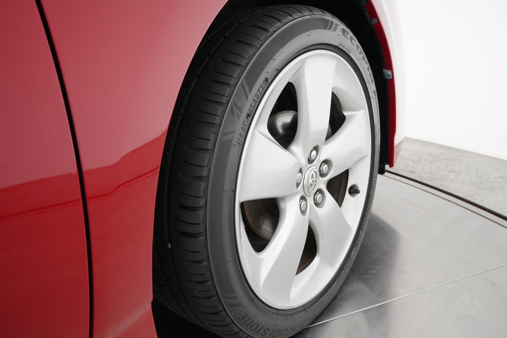 Toyota Prius 1.8 Hybrid S Touring Selection