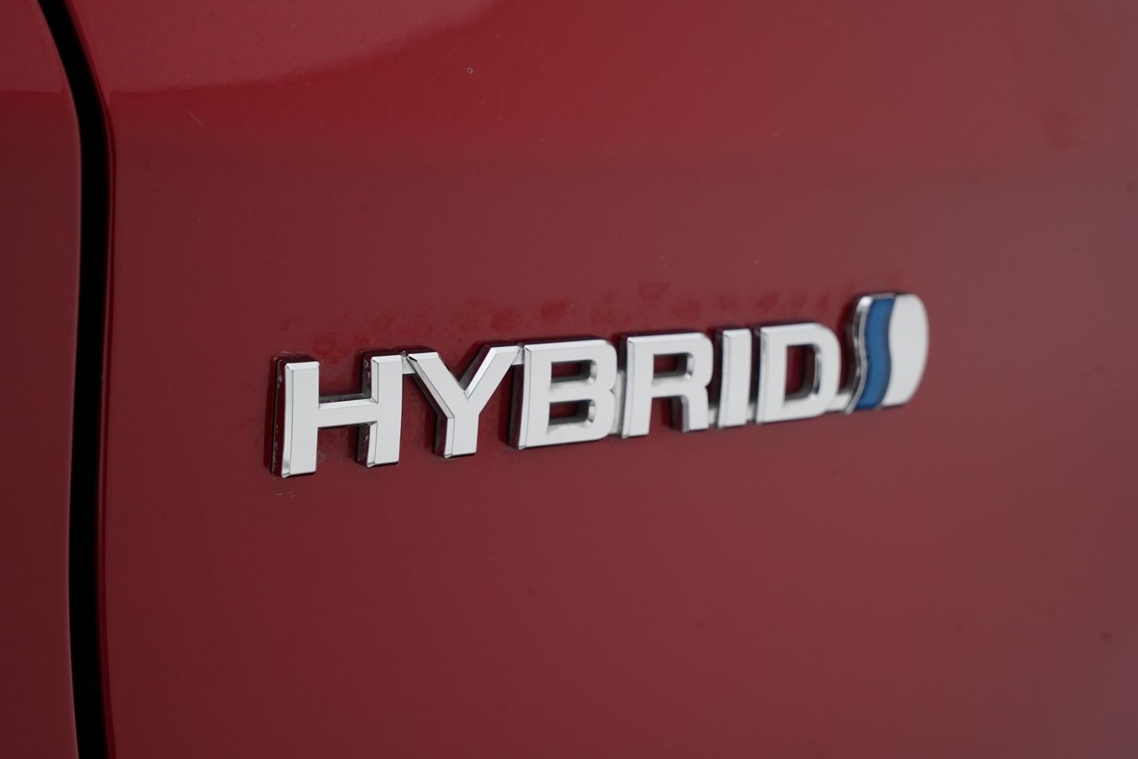 Toyota Prius 1.8 Hybrid S Touring Selection