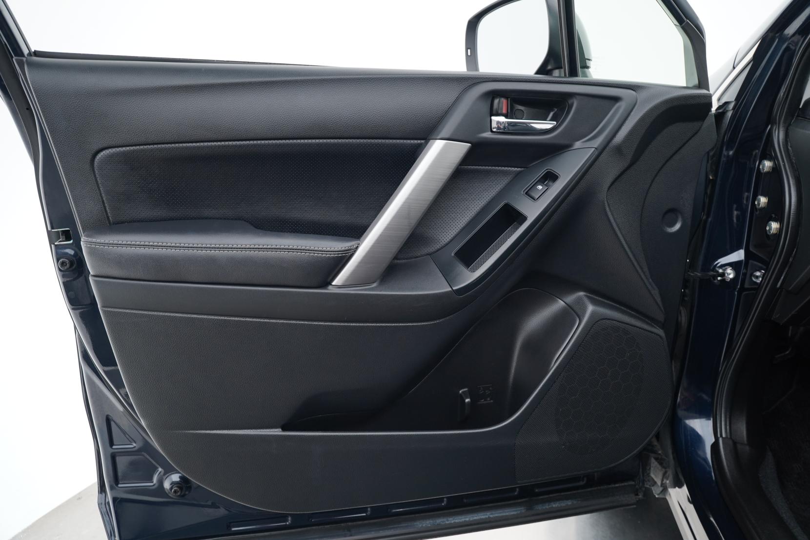 Subaru Forester 2.0 2.0XT EYESIGHT 4WD