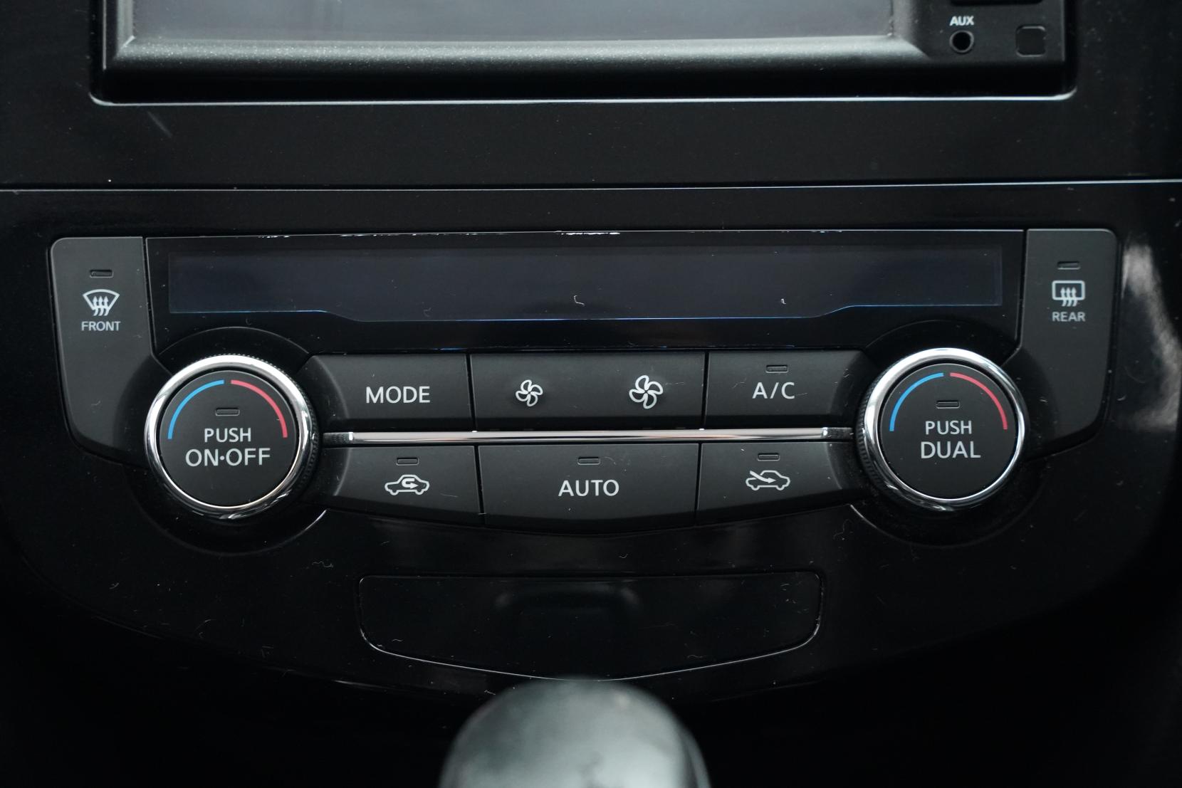 Nissan X-TRAIL 2.0 20X 2WD 5 Seater