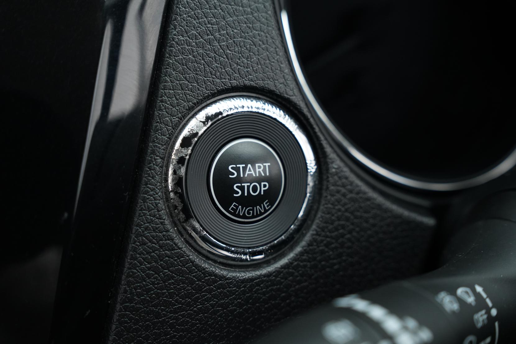 Nissan X-TRAIL 2.0 20X 2WD 5 Seater