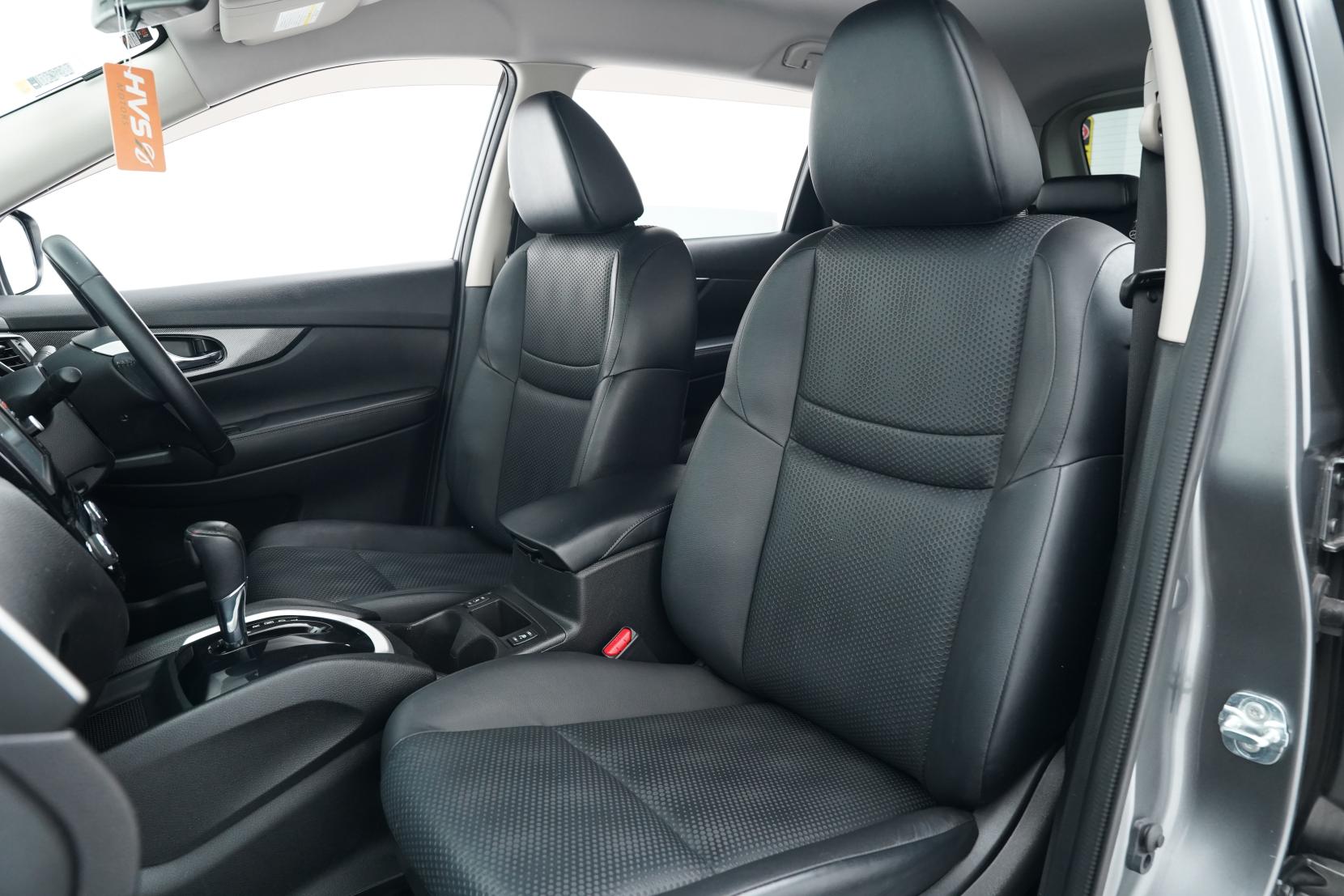 Nissan X-TRAIL 2.0 20X 2WD 5 Seater