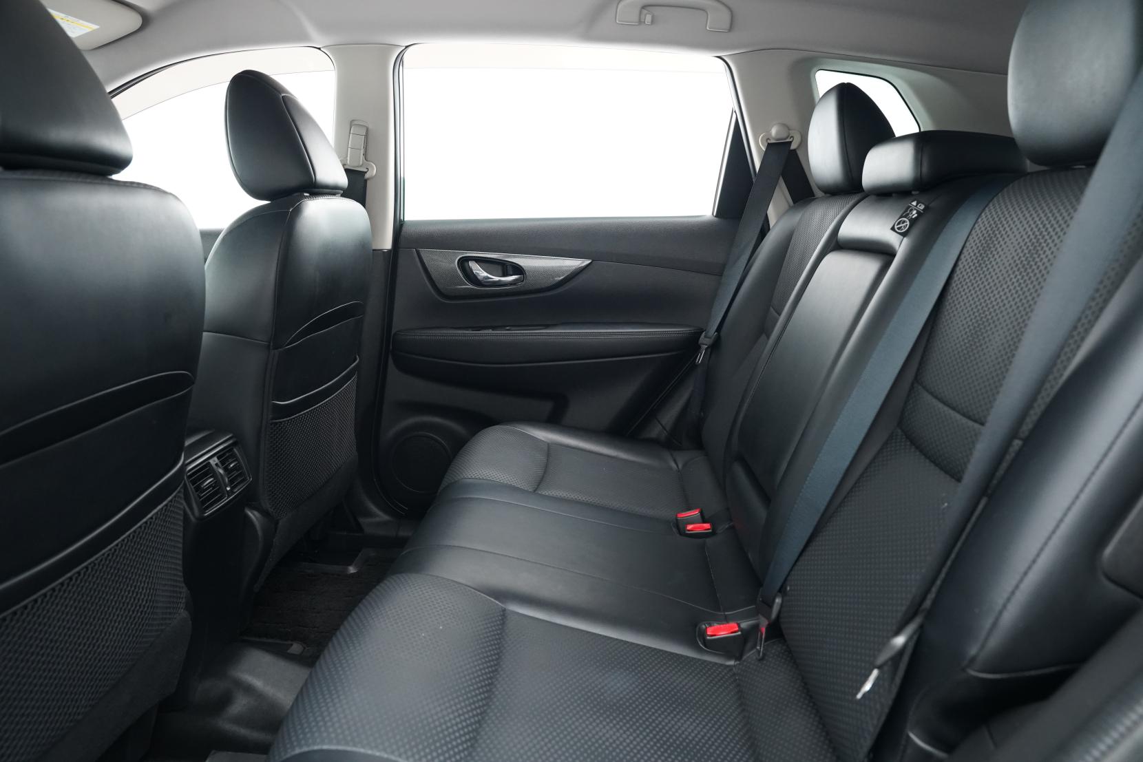 Nissan X-TRAIL 2.0 20X 2WD 5 Seater