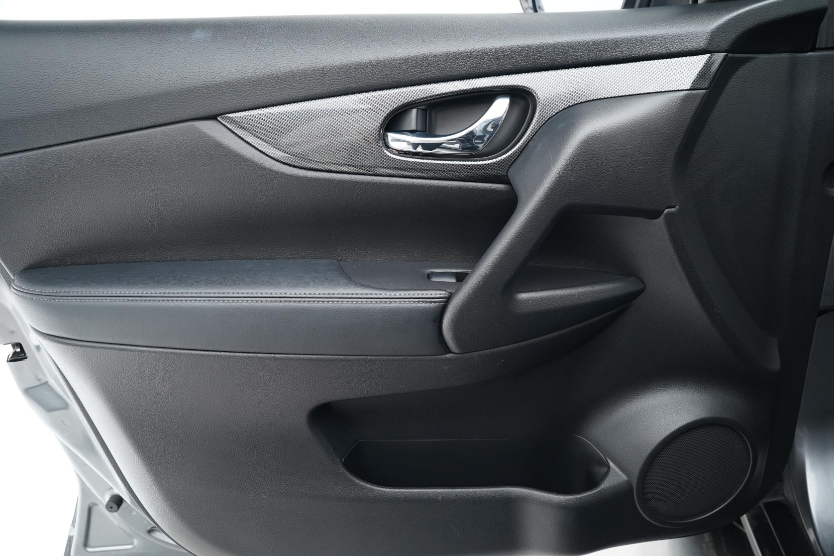 Nissan X-TRAIL 2.0 20X 2WD 5 Seater