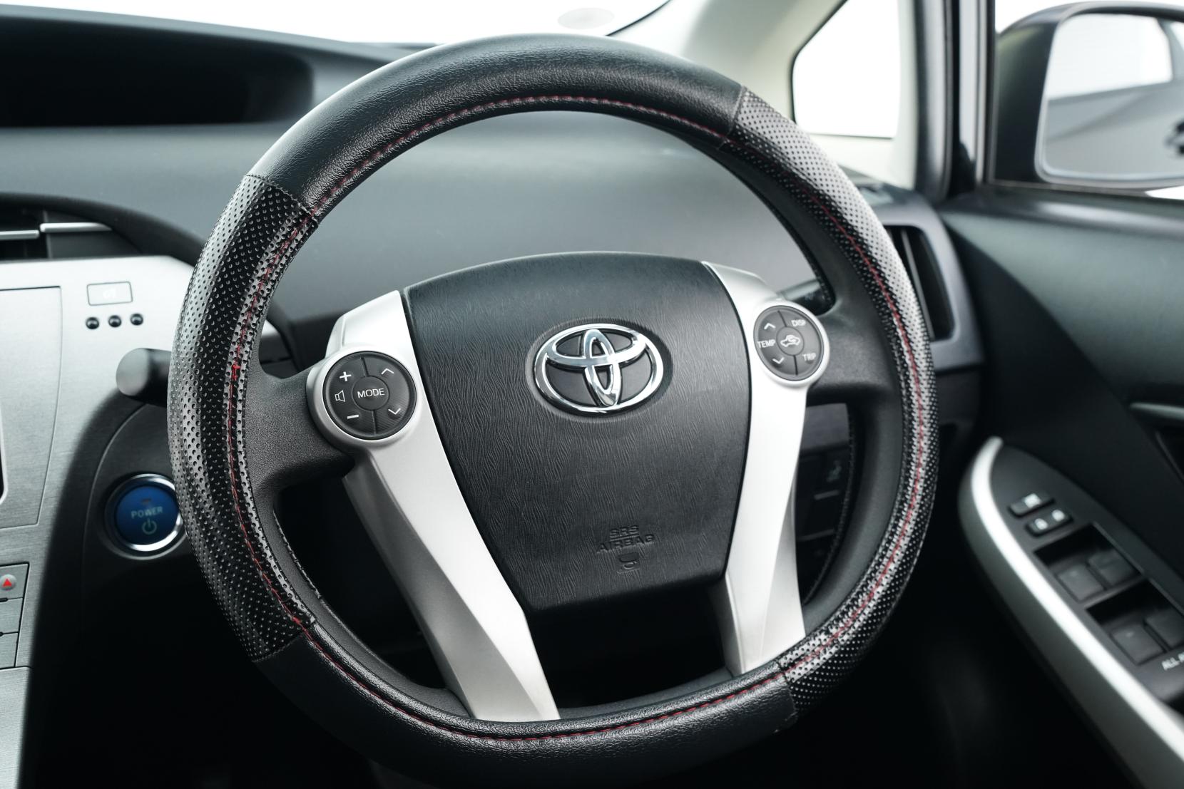 Toyota Prius Hybrid S