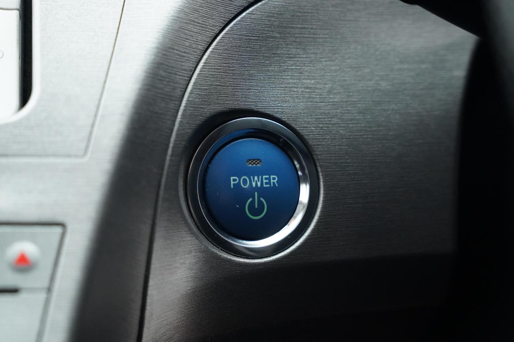 Toyota Prius Hybrid S