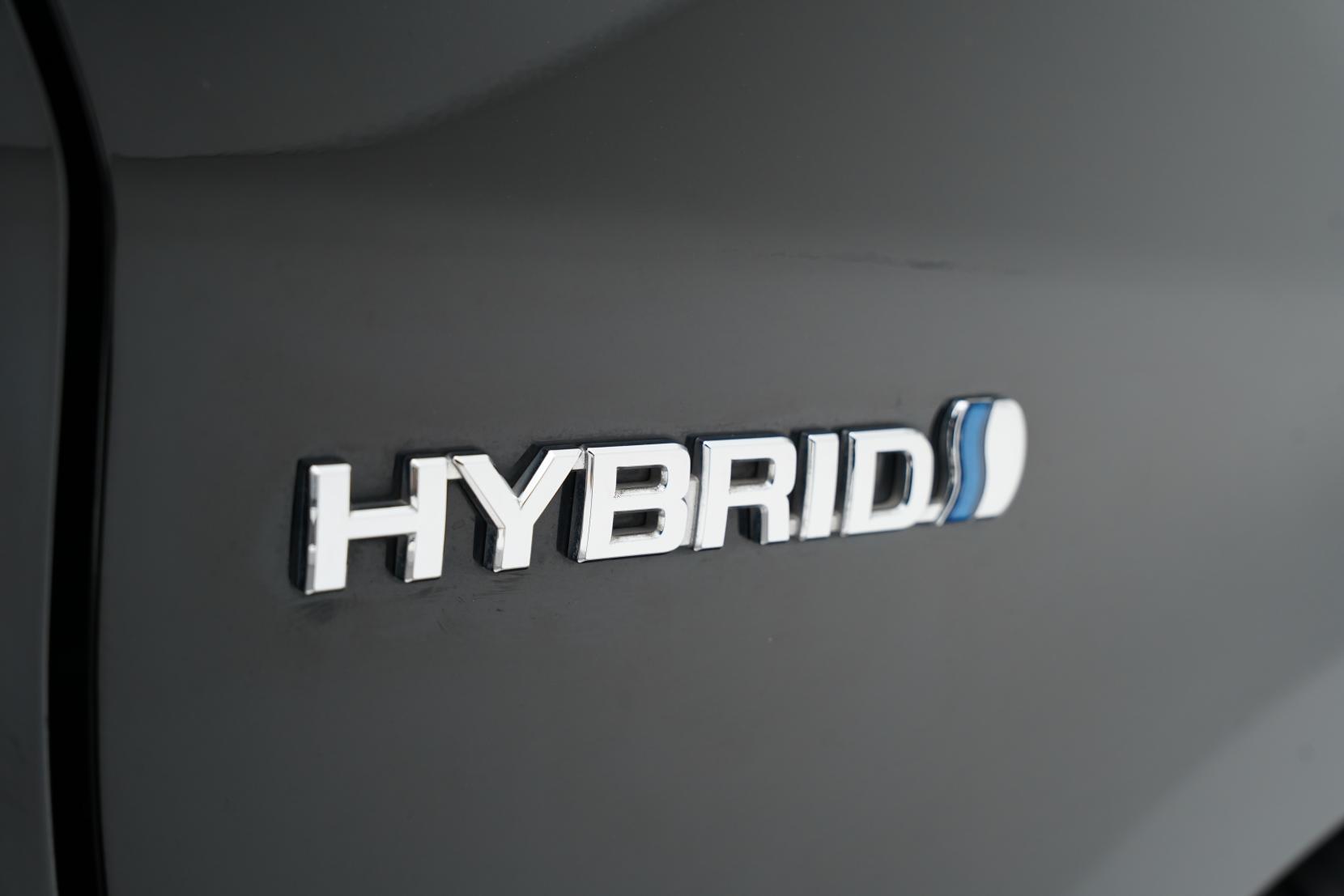 Toyota Prius Hybrid S