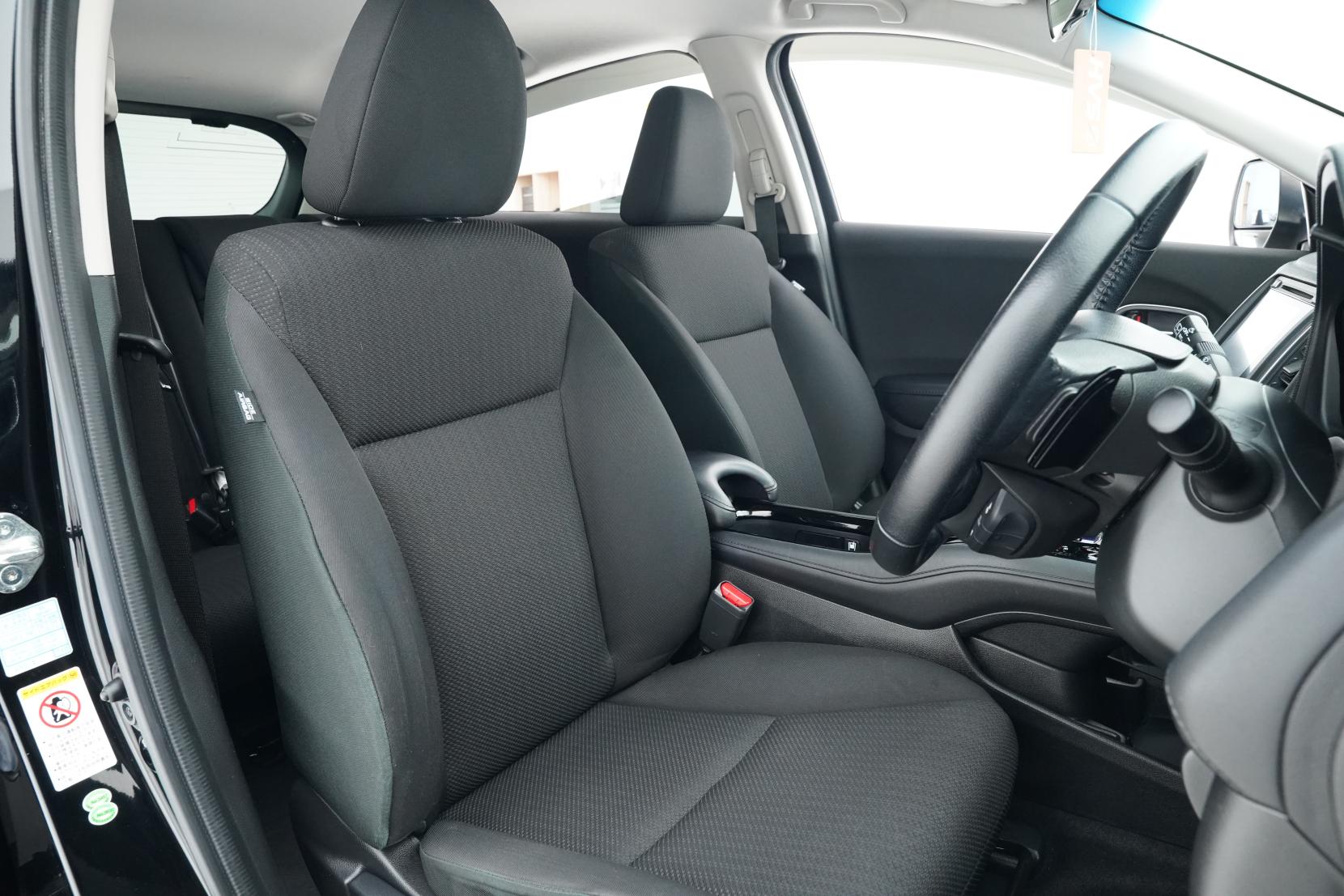Honda Vezel HYBRID X