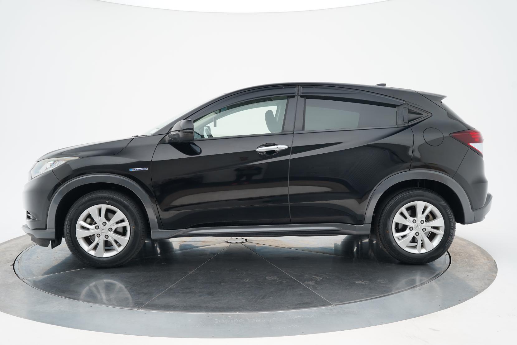 Honda Vezel HYBRID X