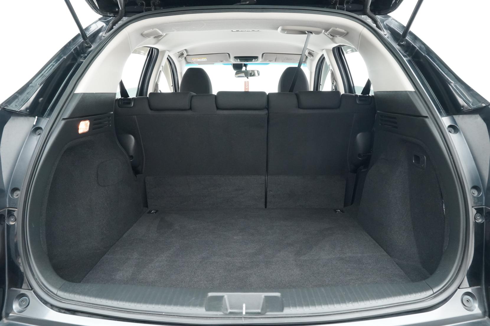 Honda Vezel HYBRID X