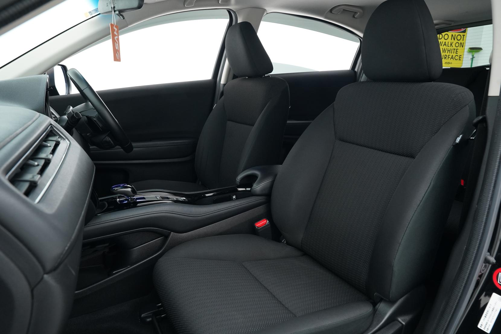 Honda Vezel HYBRID X