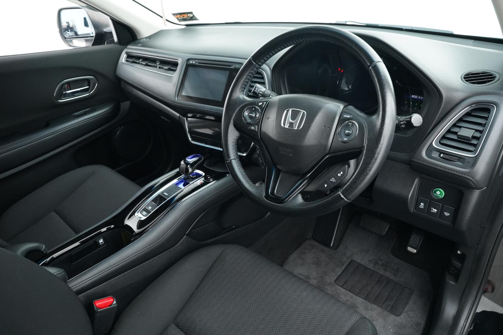 Honda Vezel HYBRID X