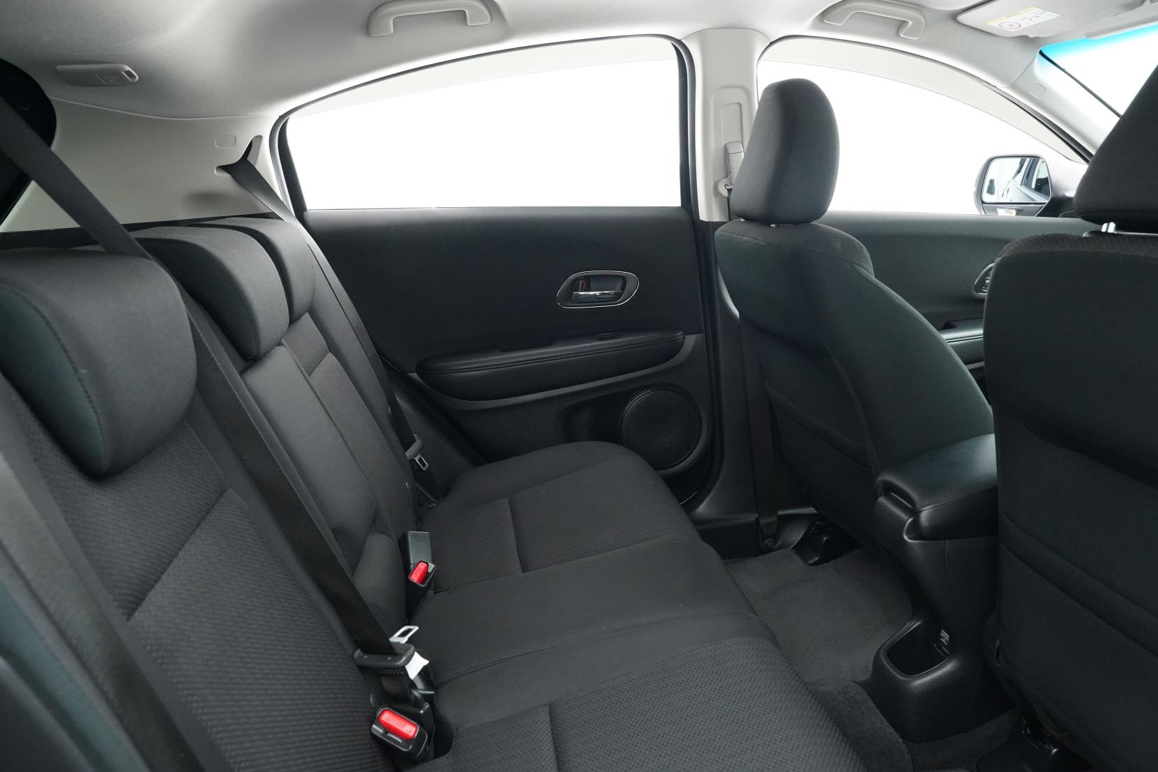 Honda Vezel HYBRID X