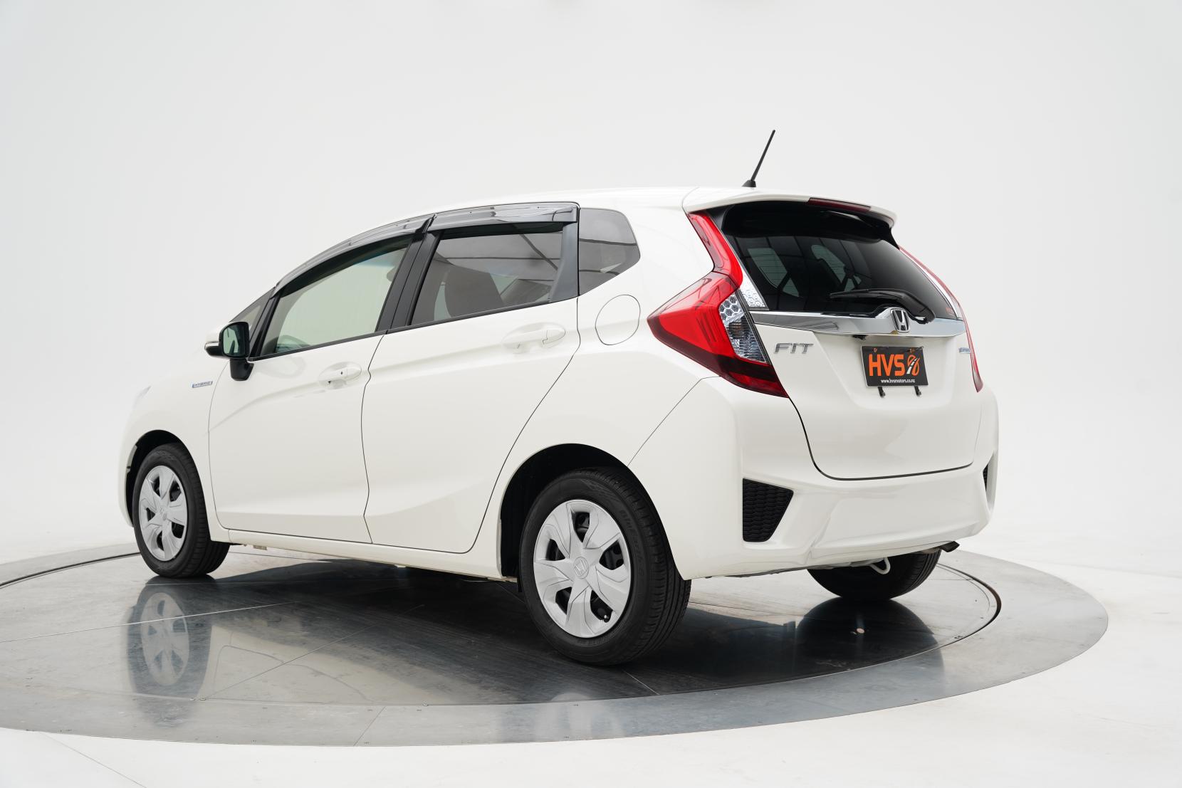 Honda Fit 1.5 Hybrid L PACKAGE