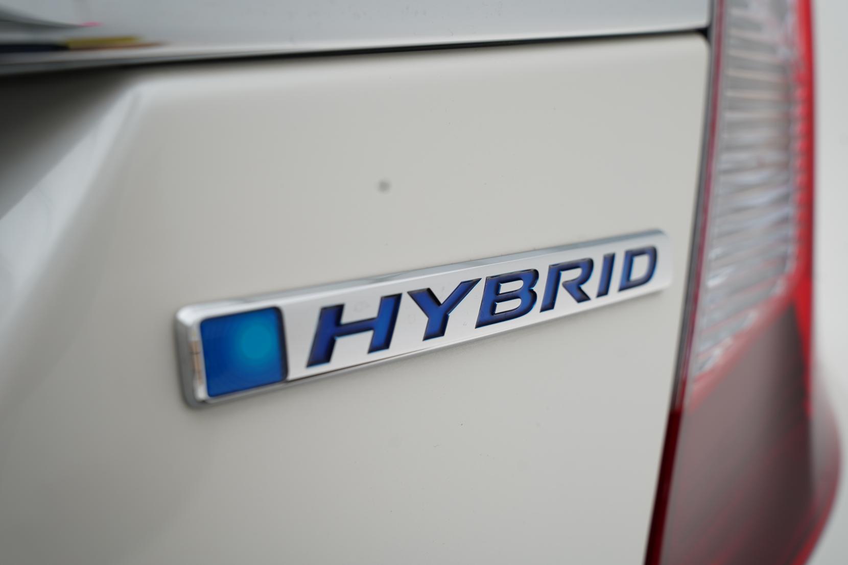 Honda Fit 1.5 Hybrid L PACKAGE