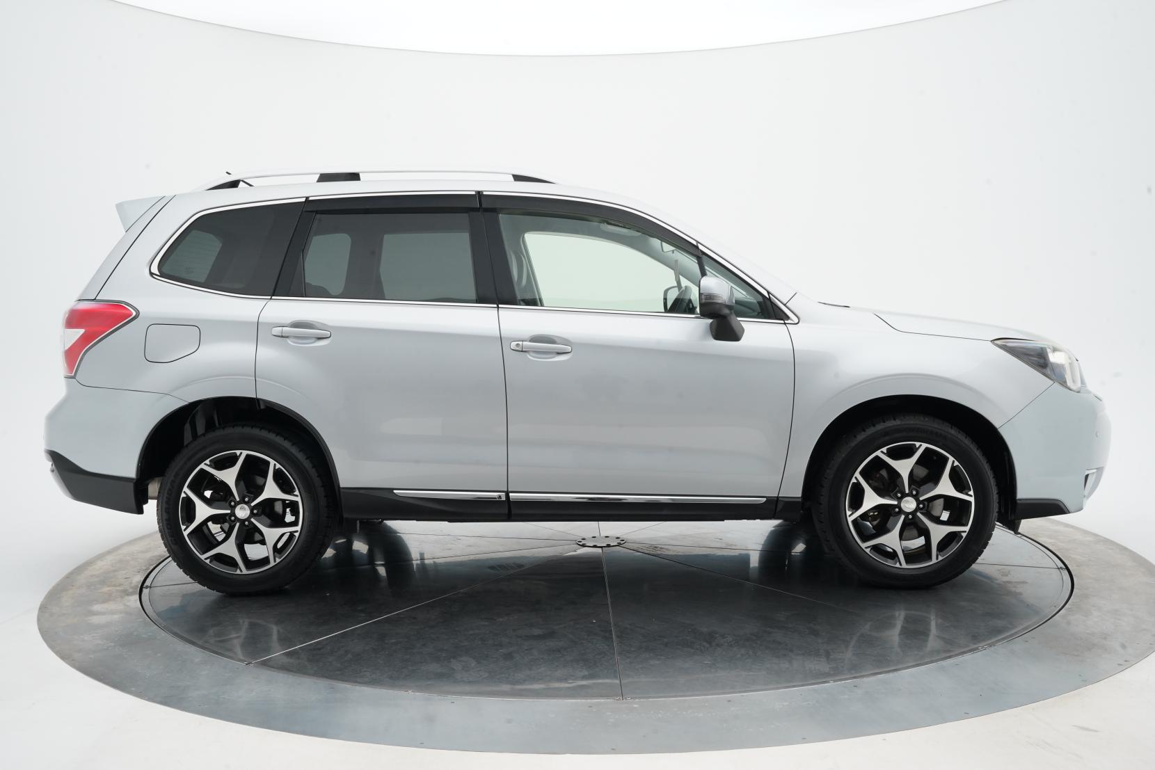 Subaru Forester 2.0 2.0XT 4WD Eyesight