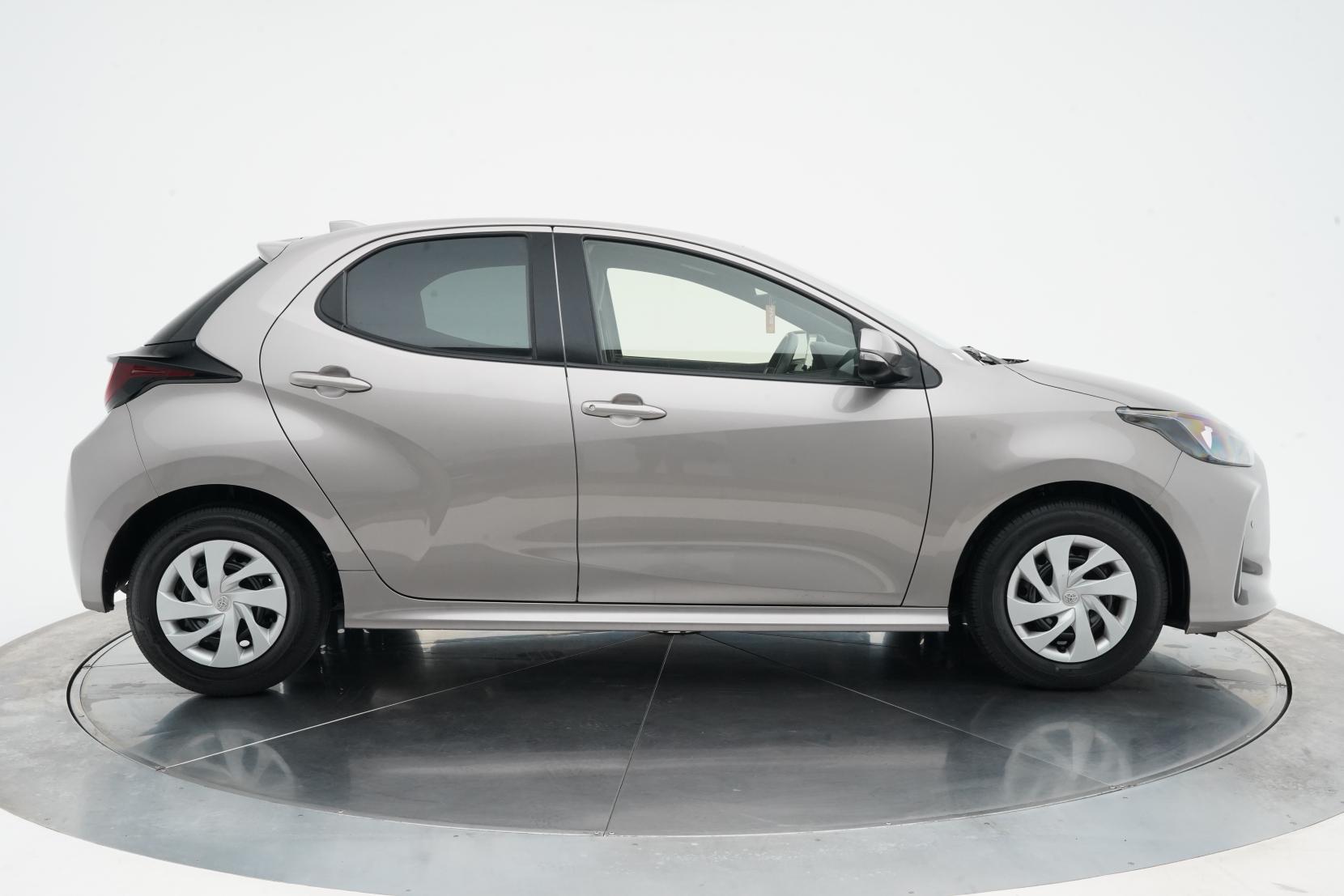 Toyota Yaris 1.5 Hybrid X