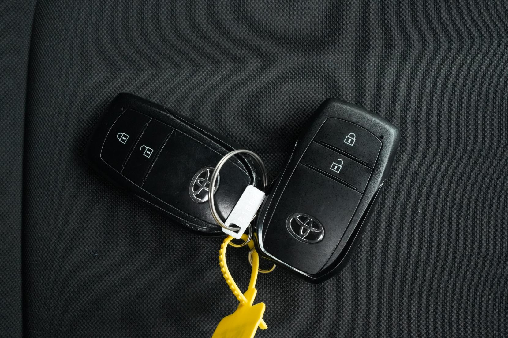 Toyota Yaris 1.5 Hybrid X