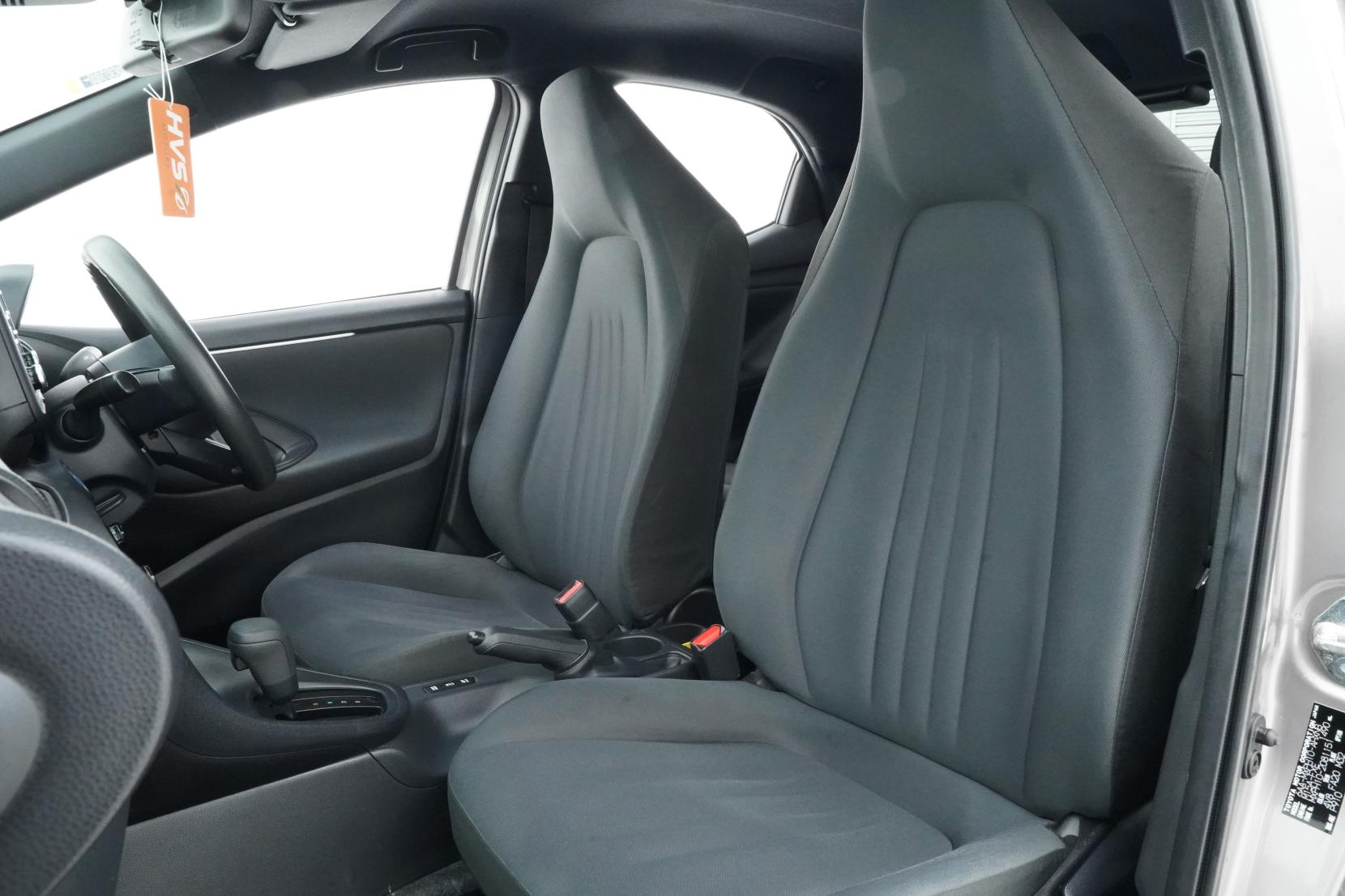 Toyota Yaris 1.5 Hybrid X