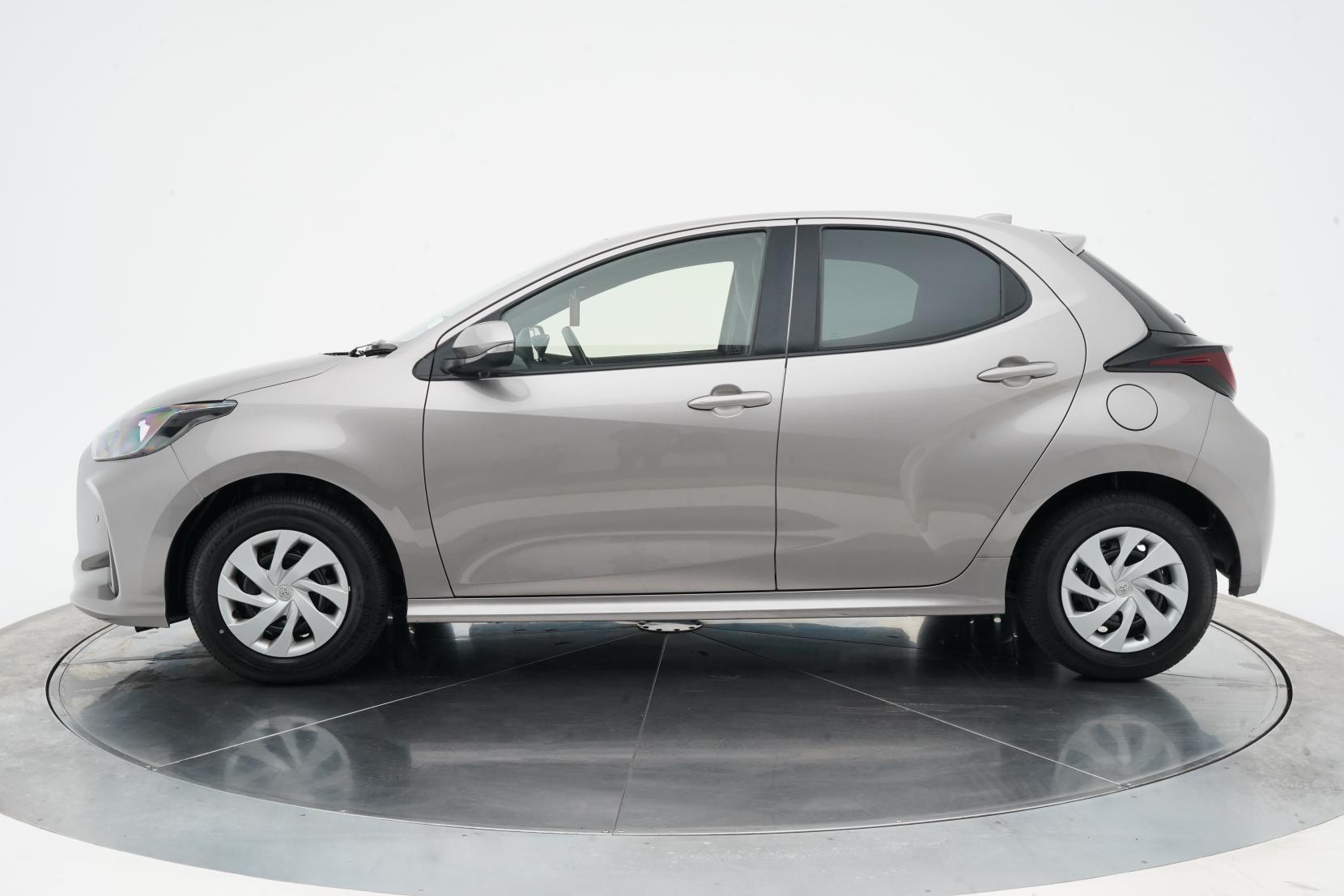 Toyota Yaris 1.5 Hybrid X