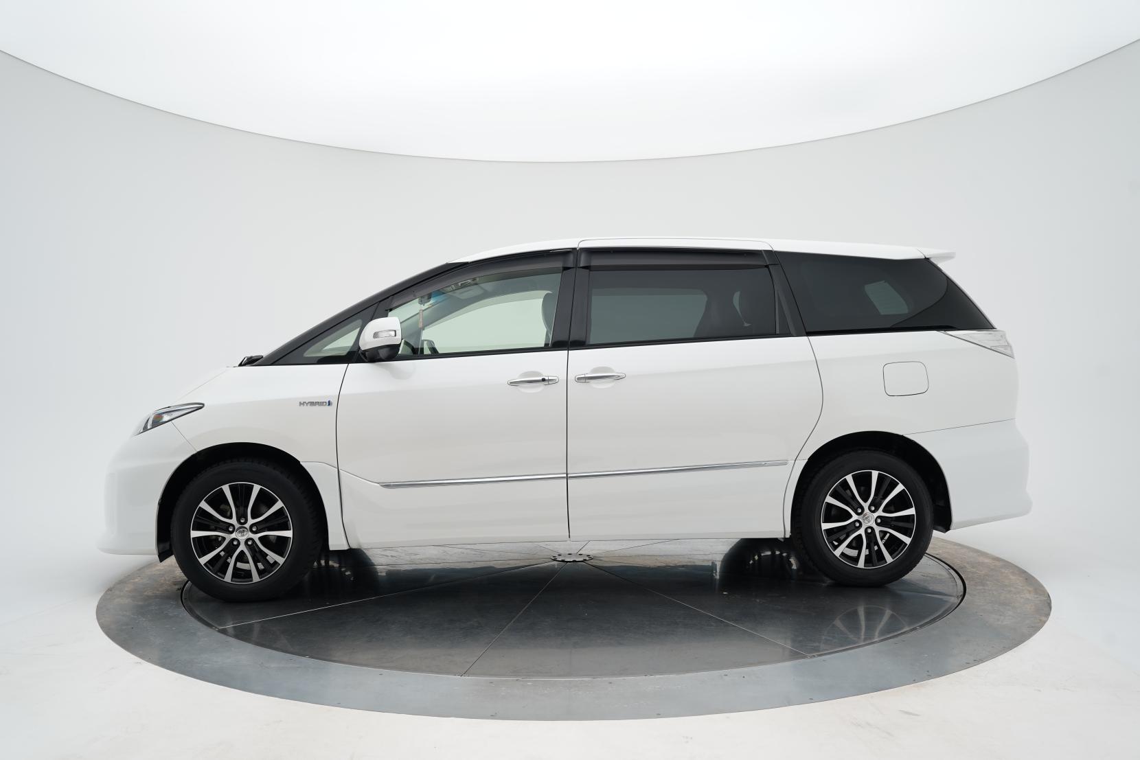 Toyota Estima 2.4 Hybrid 4wd Aeras Premium