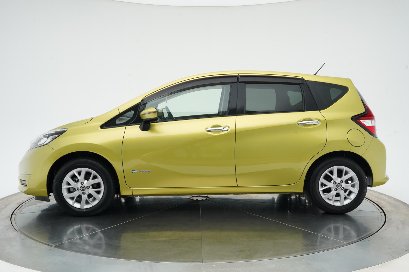 Nissan Note (2004–present) E-POWER X