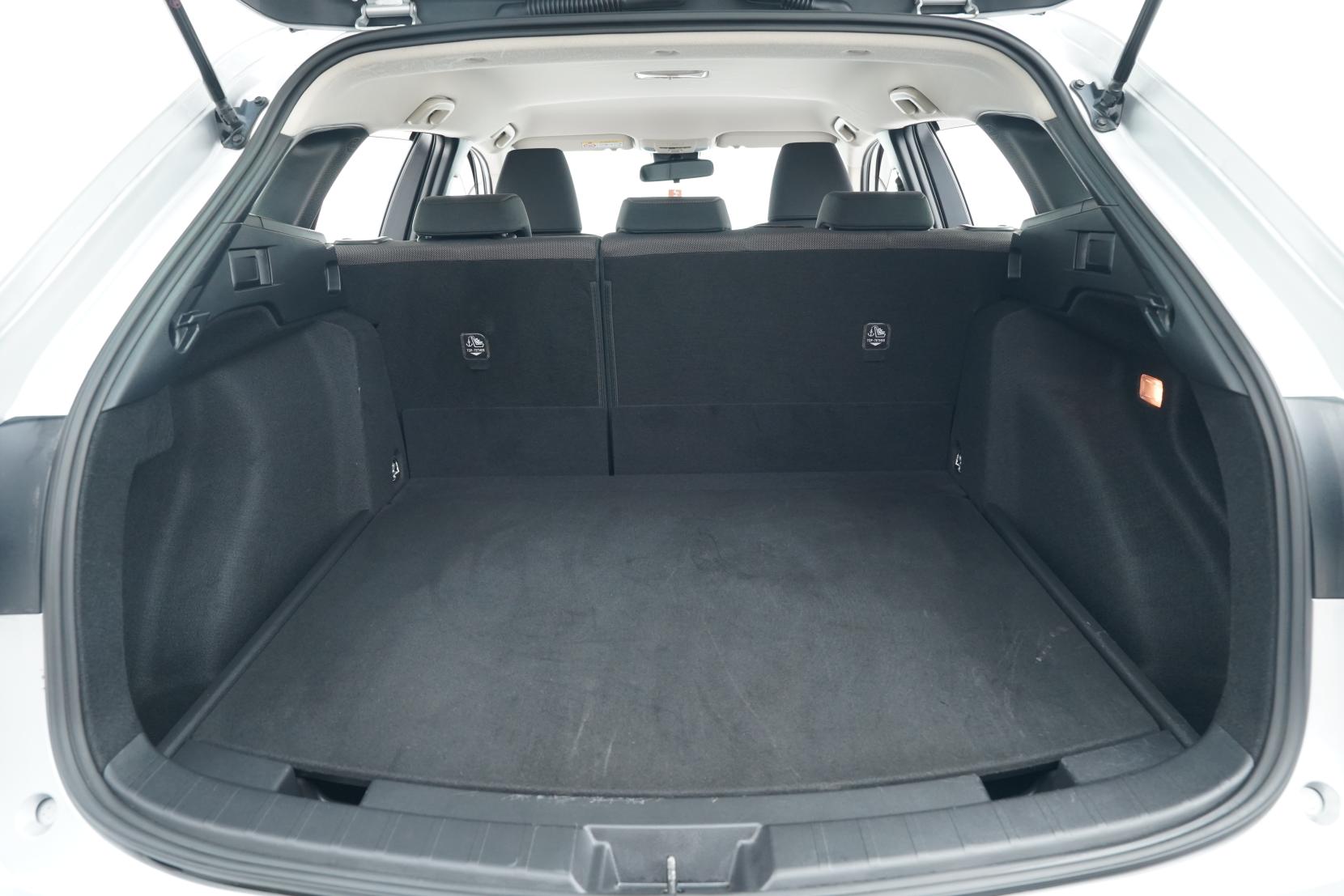 Toyota Corolla 1.8 TOURING HYBRID G-X