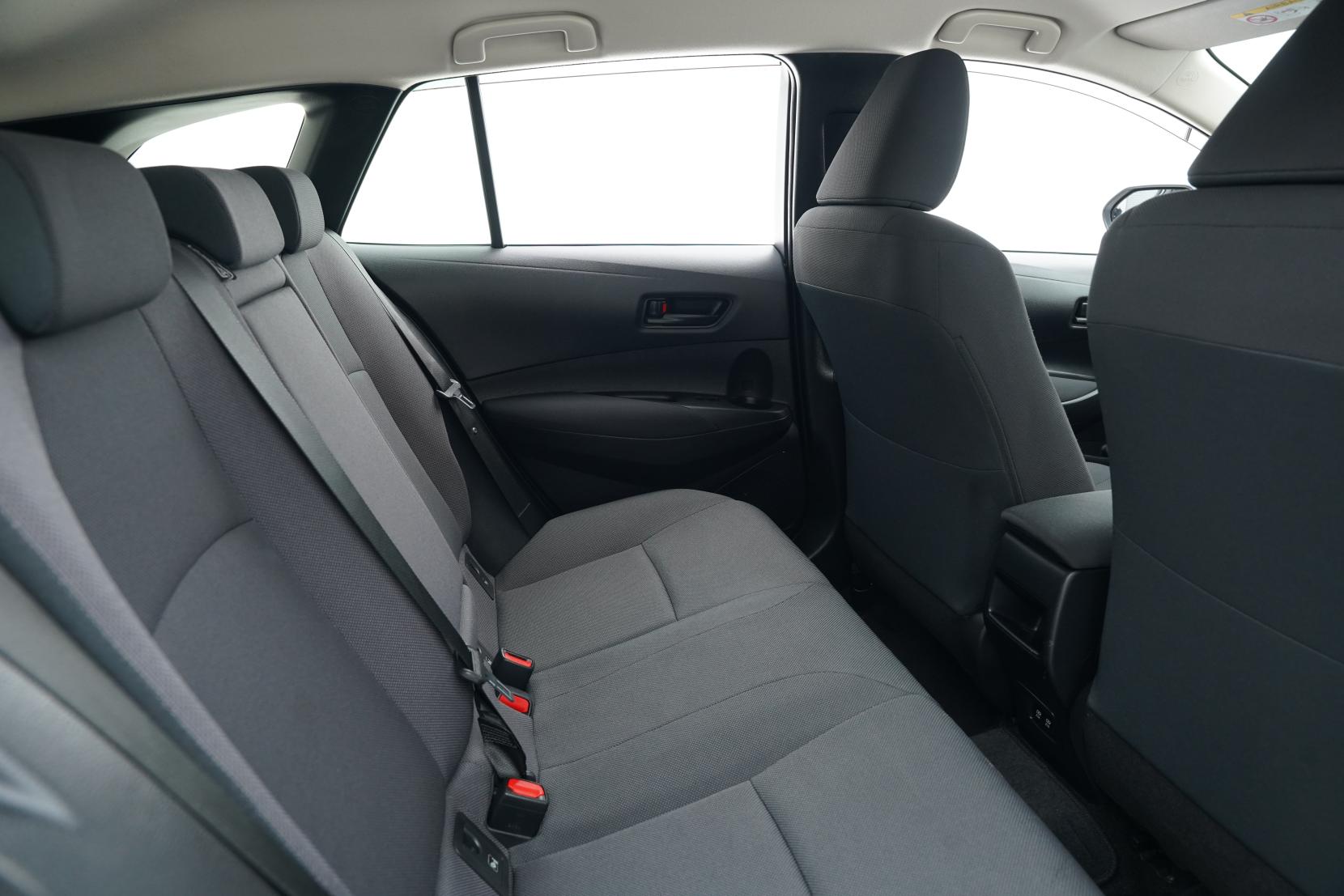 Toyota Corolla 1.8 TOURING HYBRID G-X