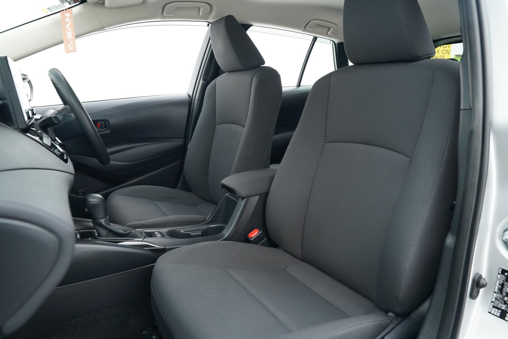 Toyota Corolla 1.8 TOURING HYBRID G-X