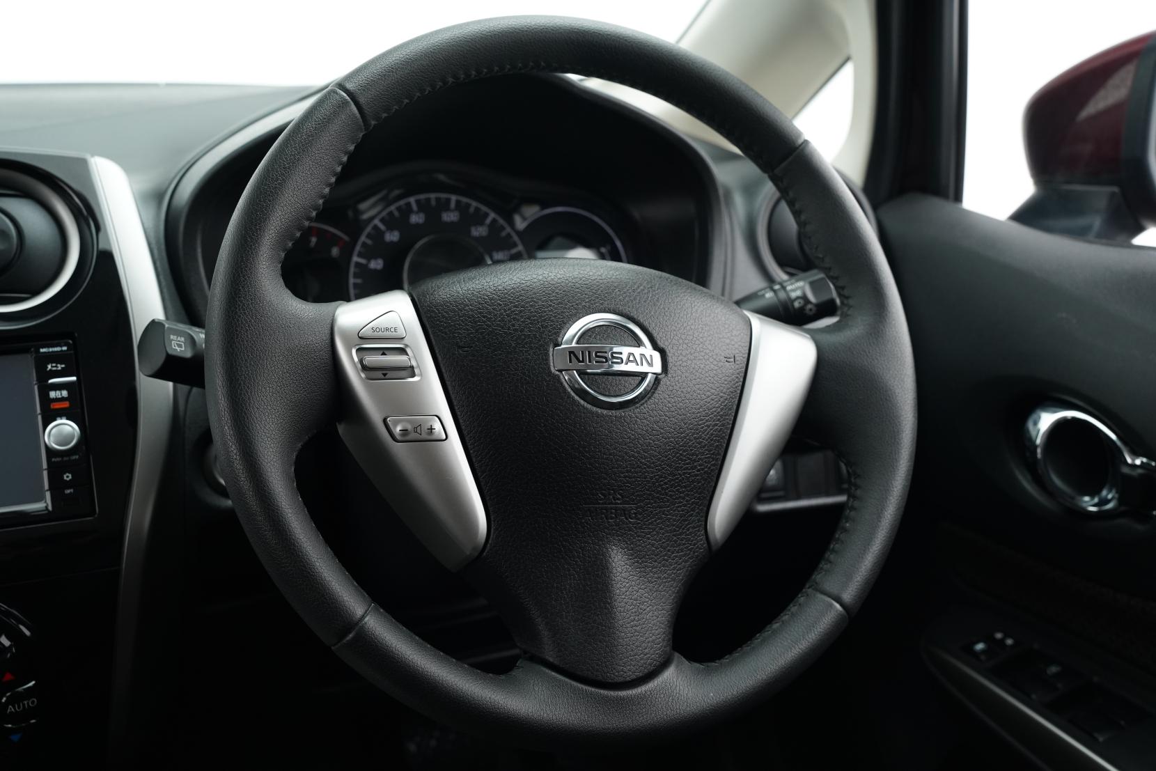 Nissan Note (2004–present) Medalist Emergency Brake