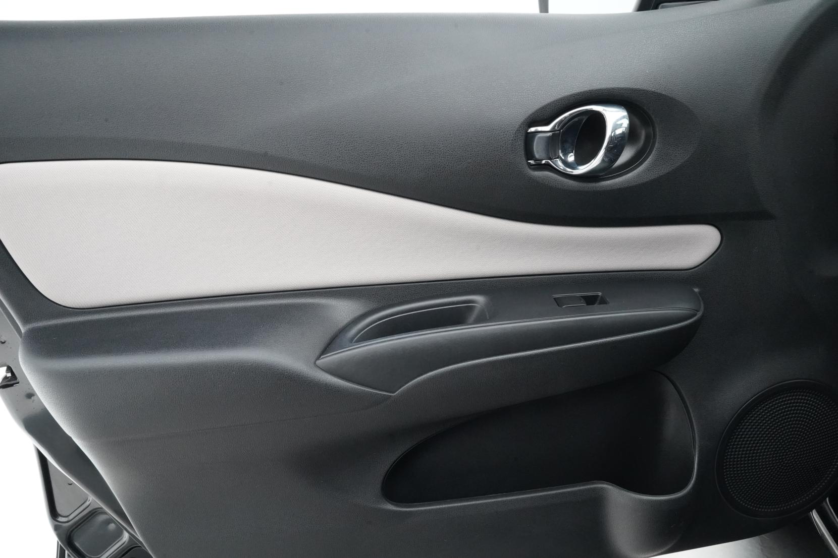 Nissan Note (2004–present) 1.2 X