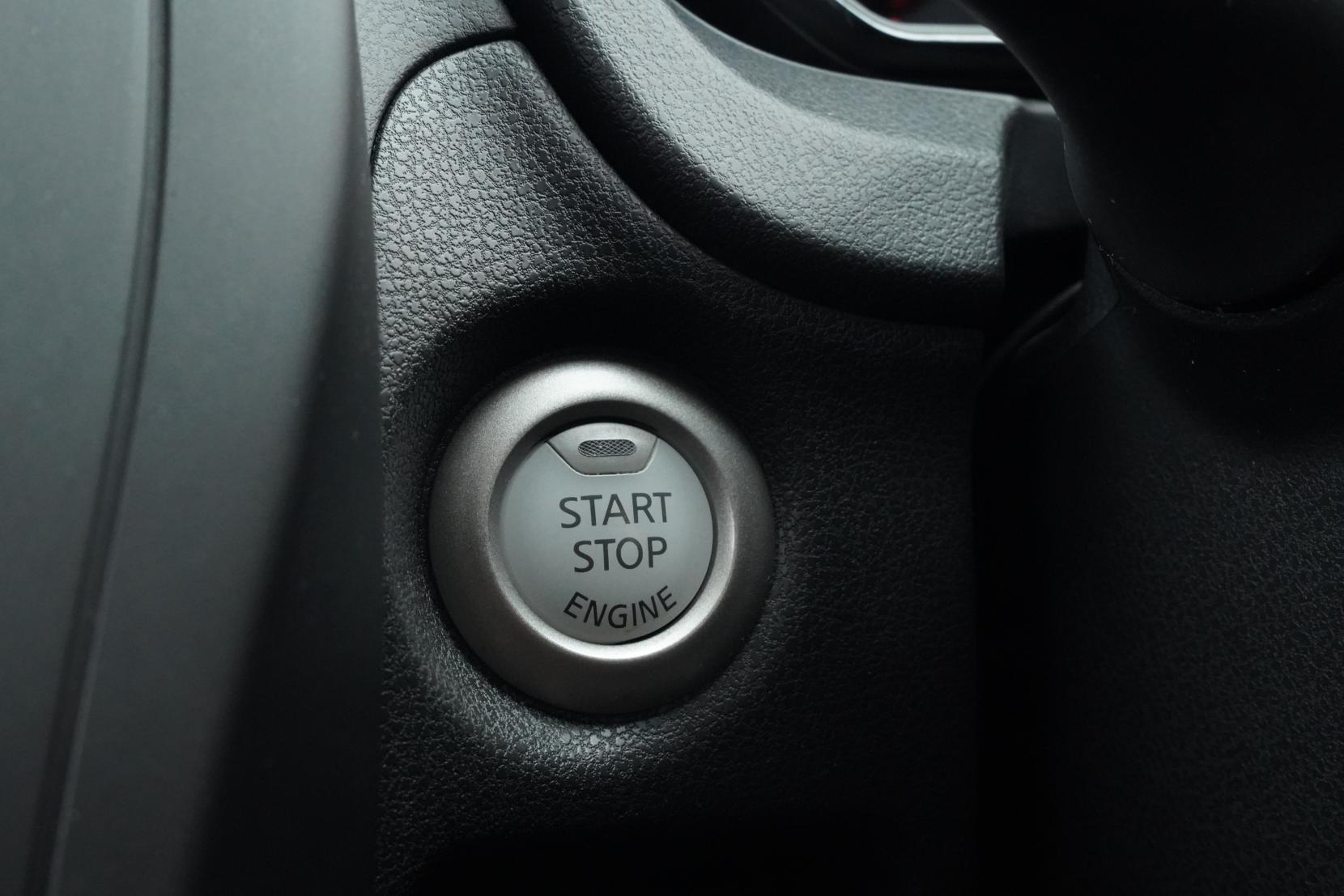 Nissan Note (2004–present) 1.2 X