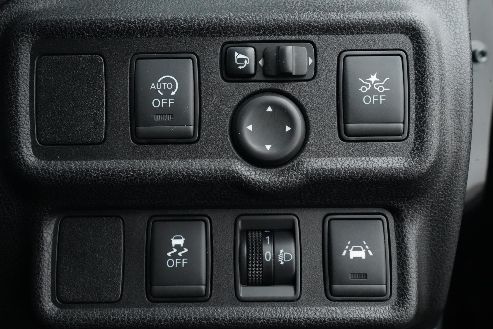 Nissan Note (2004–present) 1.2 X