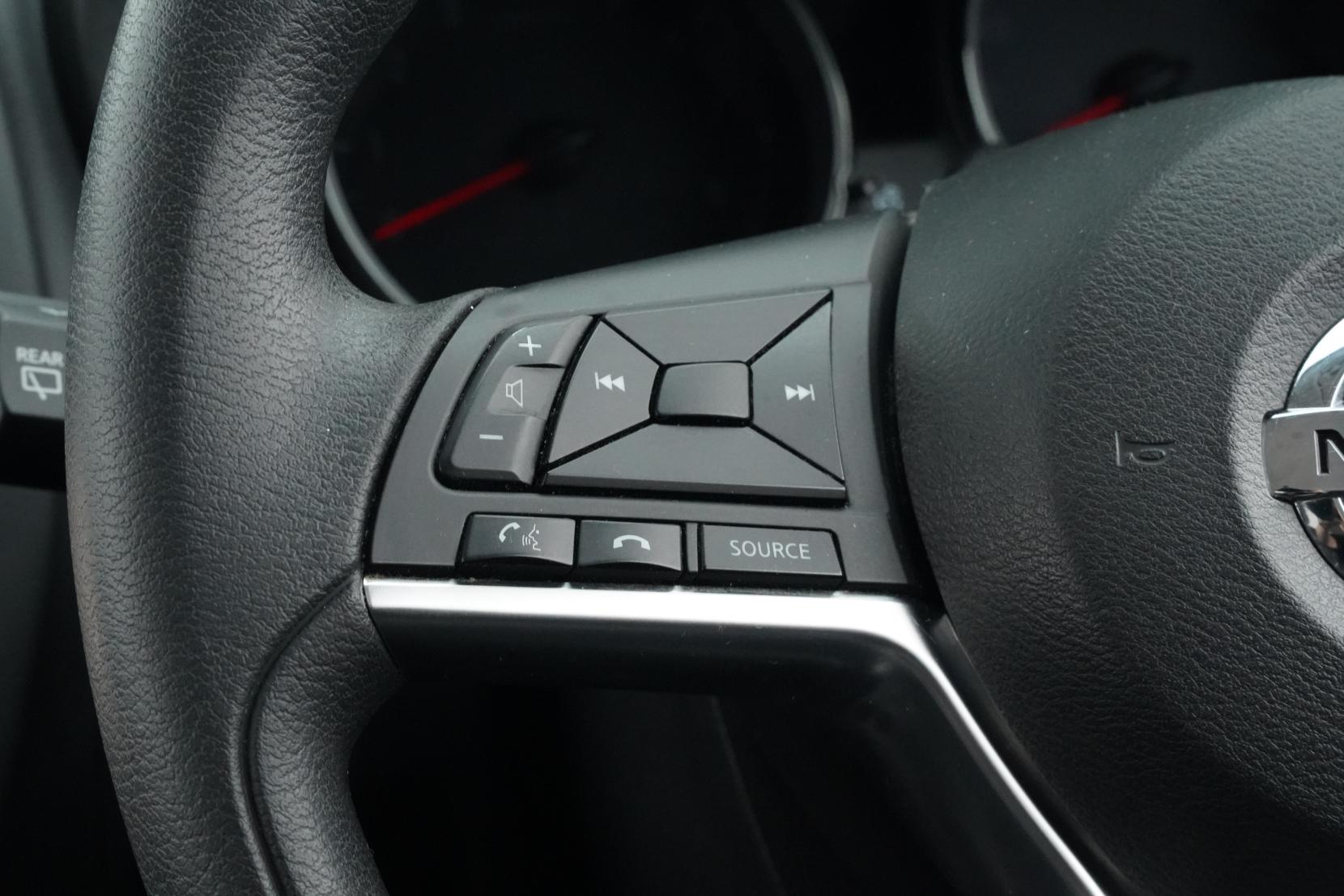 Nissan Note (2004–present) 1.2 X