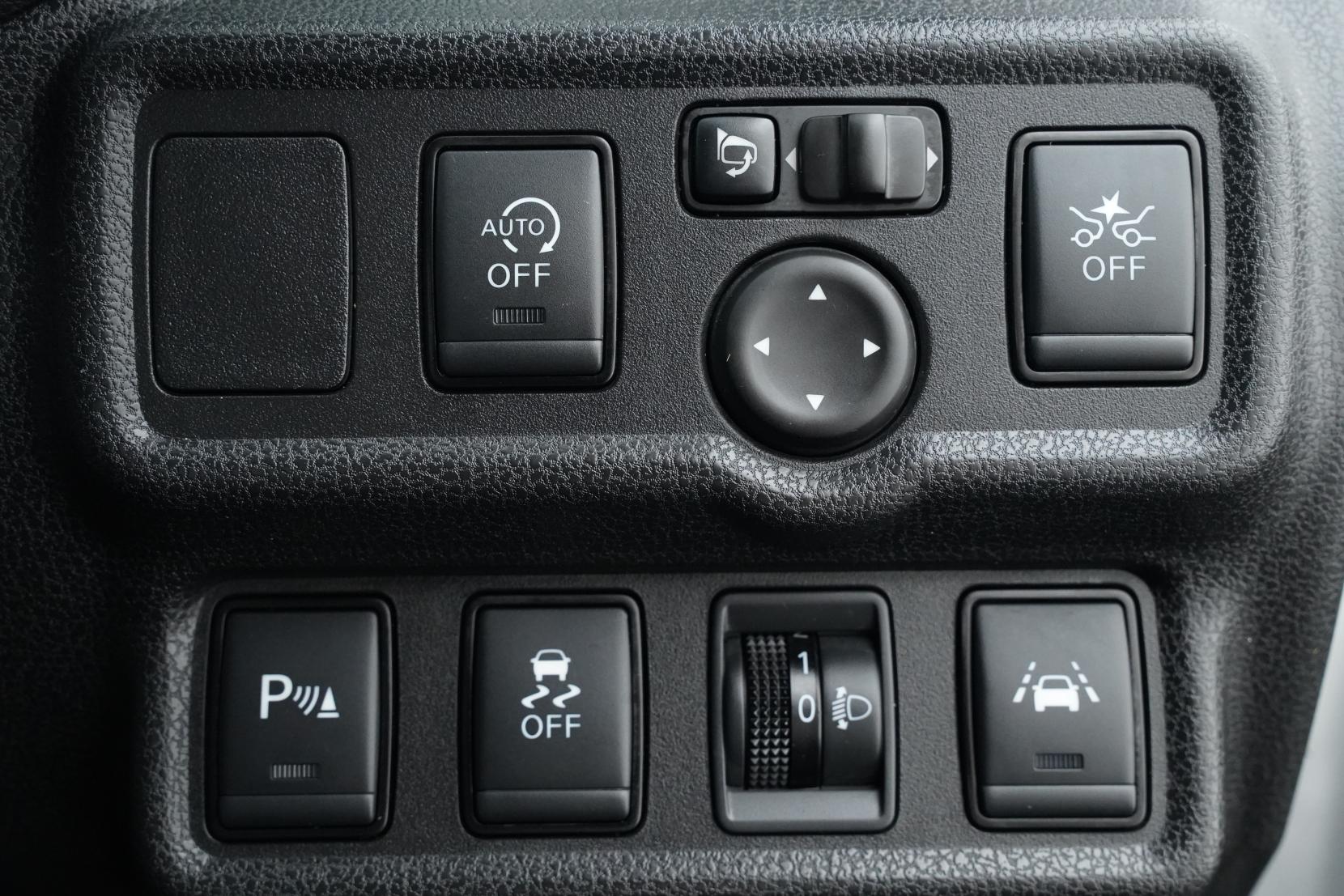 Nissan Note (2004–present) 1.2 X